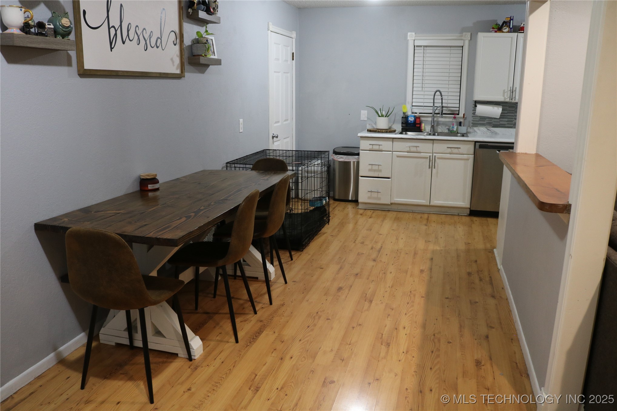 905 Forest Drive Property Photo 10