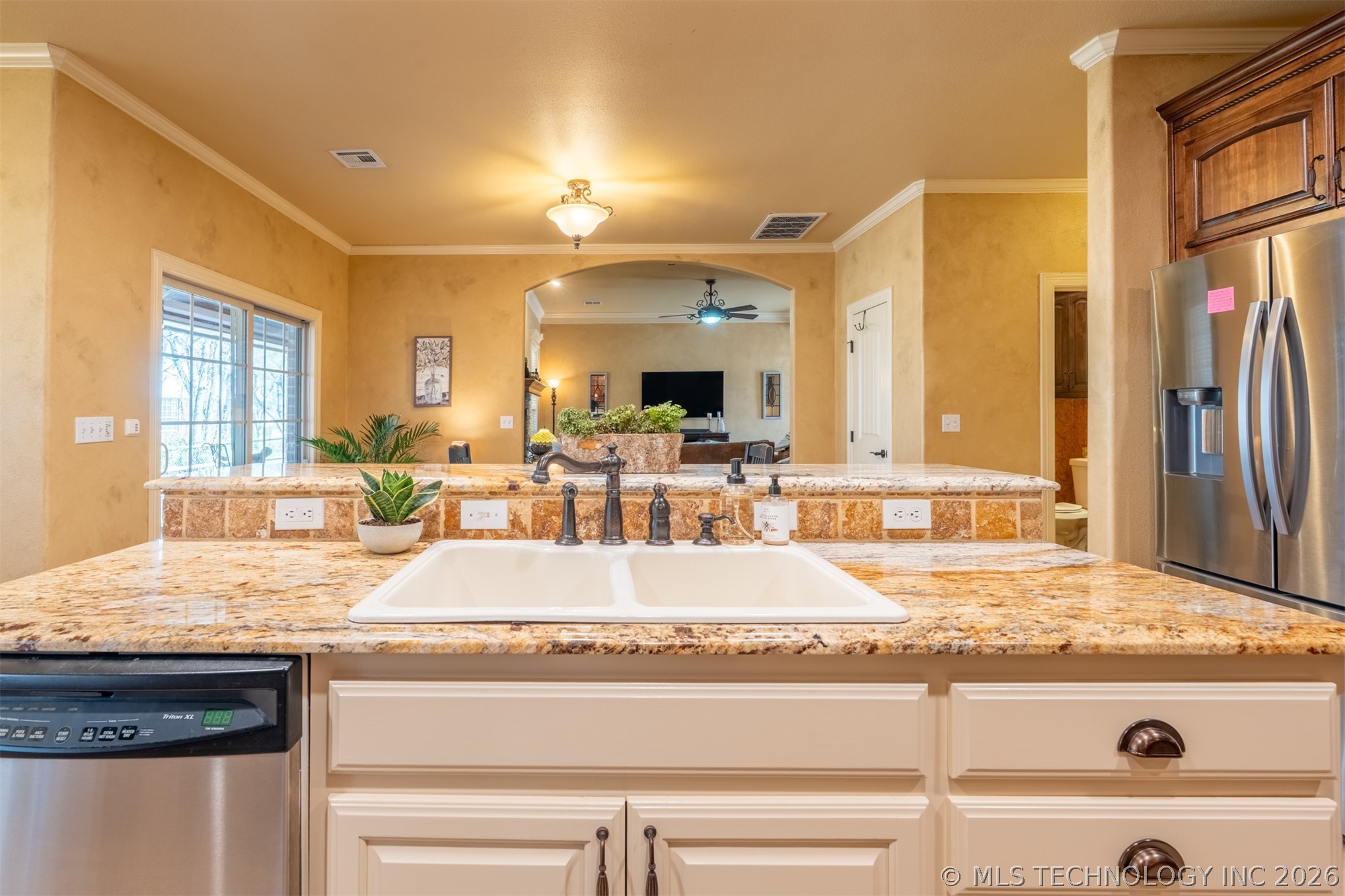 13822 S 18th Place Property Photo 22