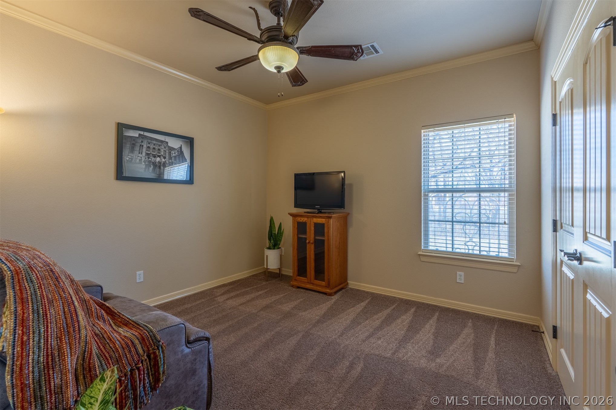 13822 S 18th Place Property Photo 32