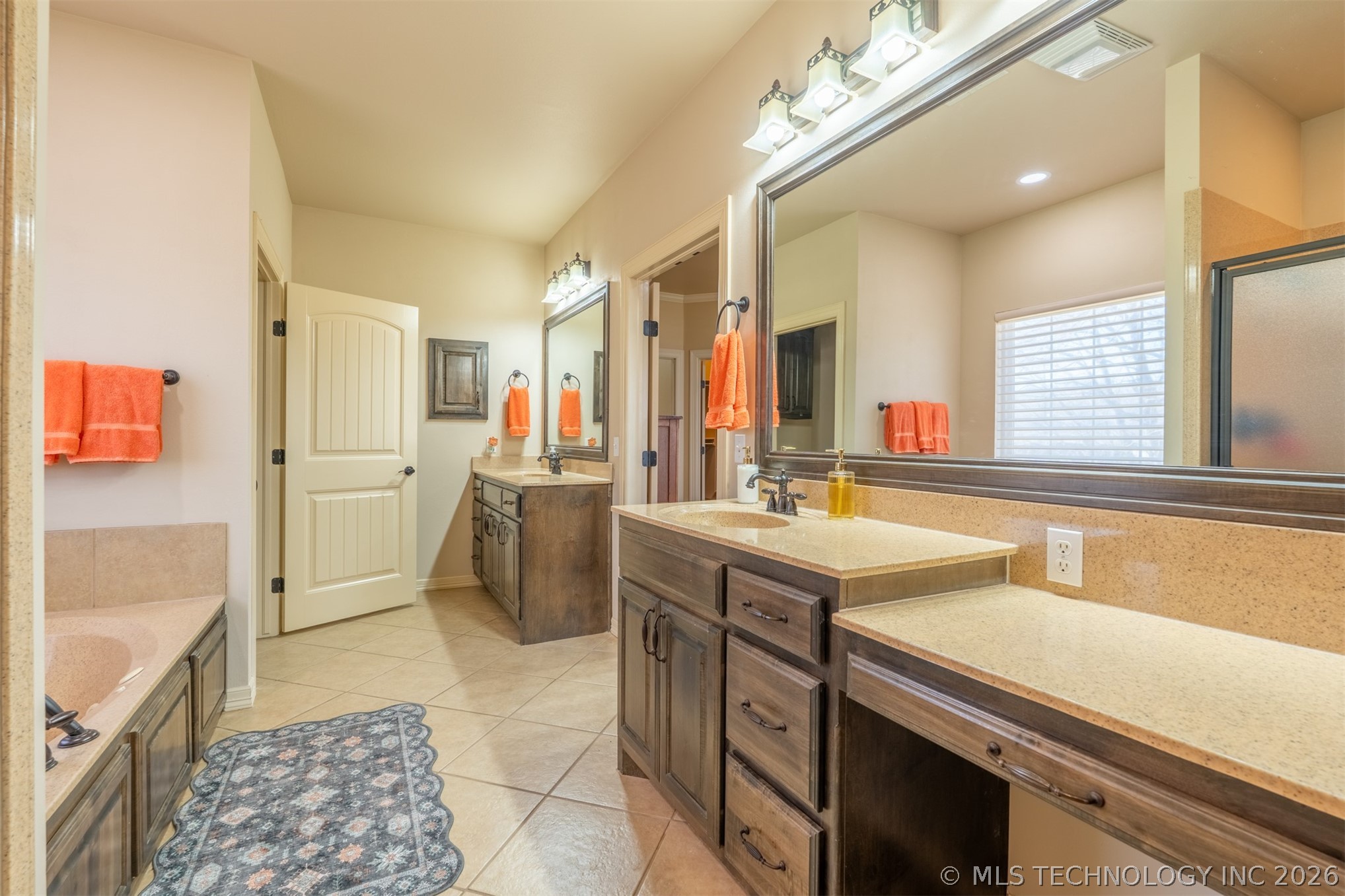 13822 S 18th Place Property Photo 36