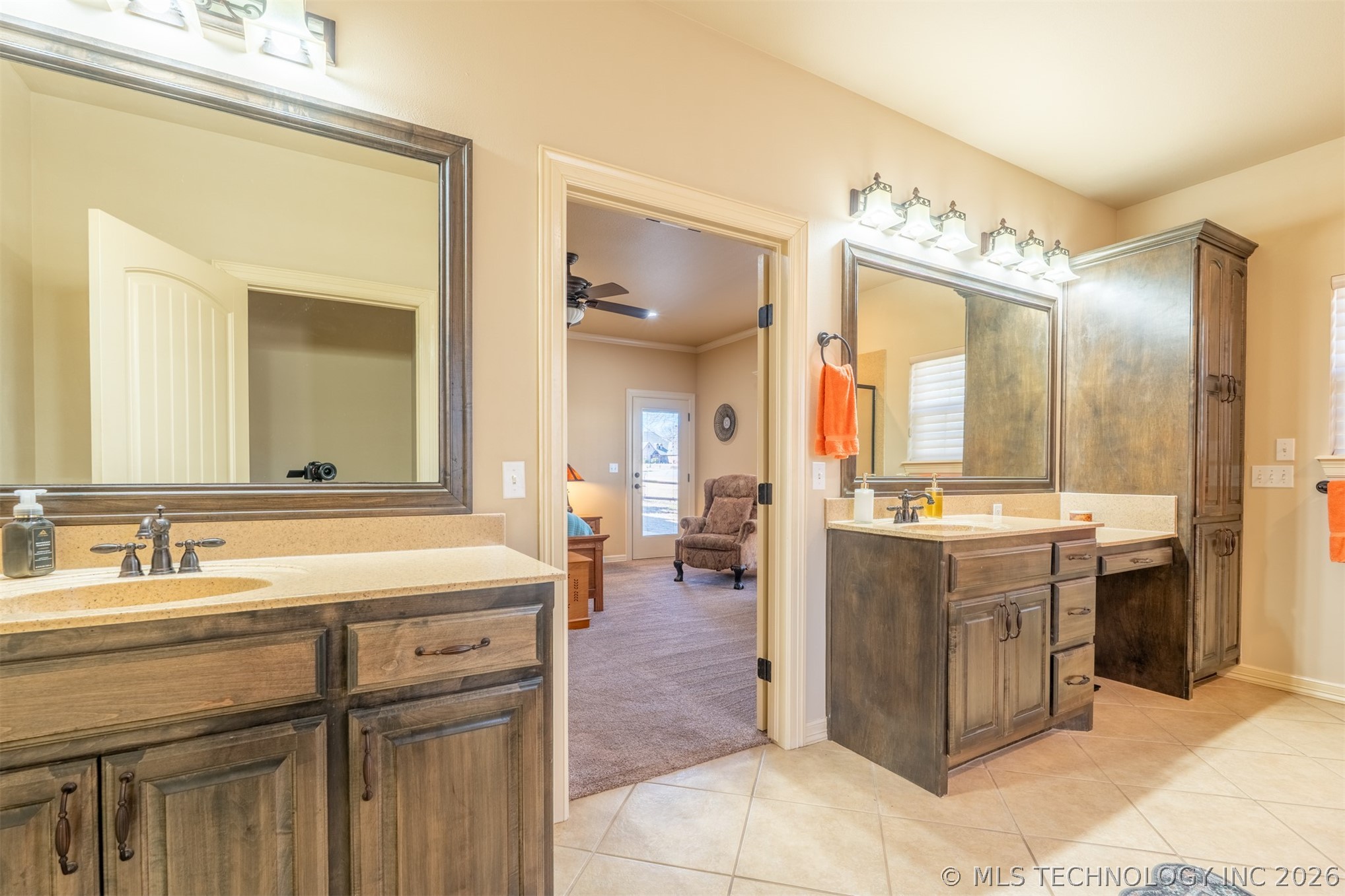 13822 S 18th Place Property Photo 37