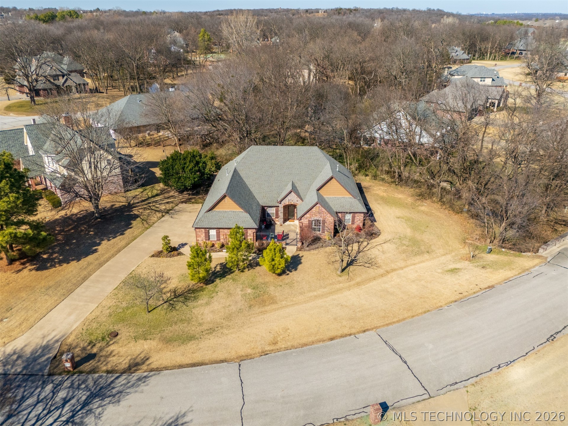 13822 S 18th Place Property Photo 48