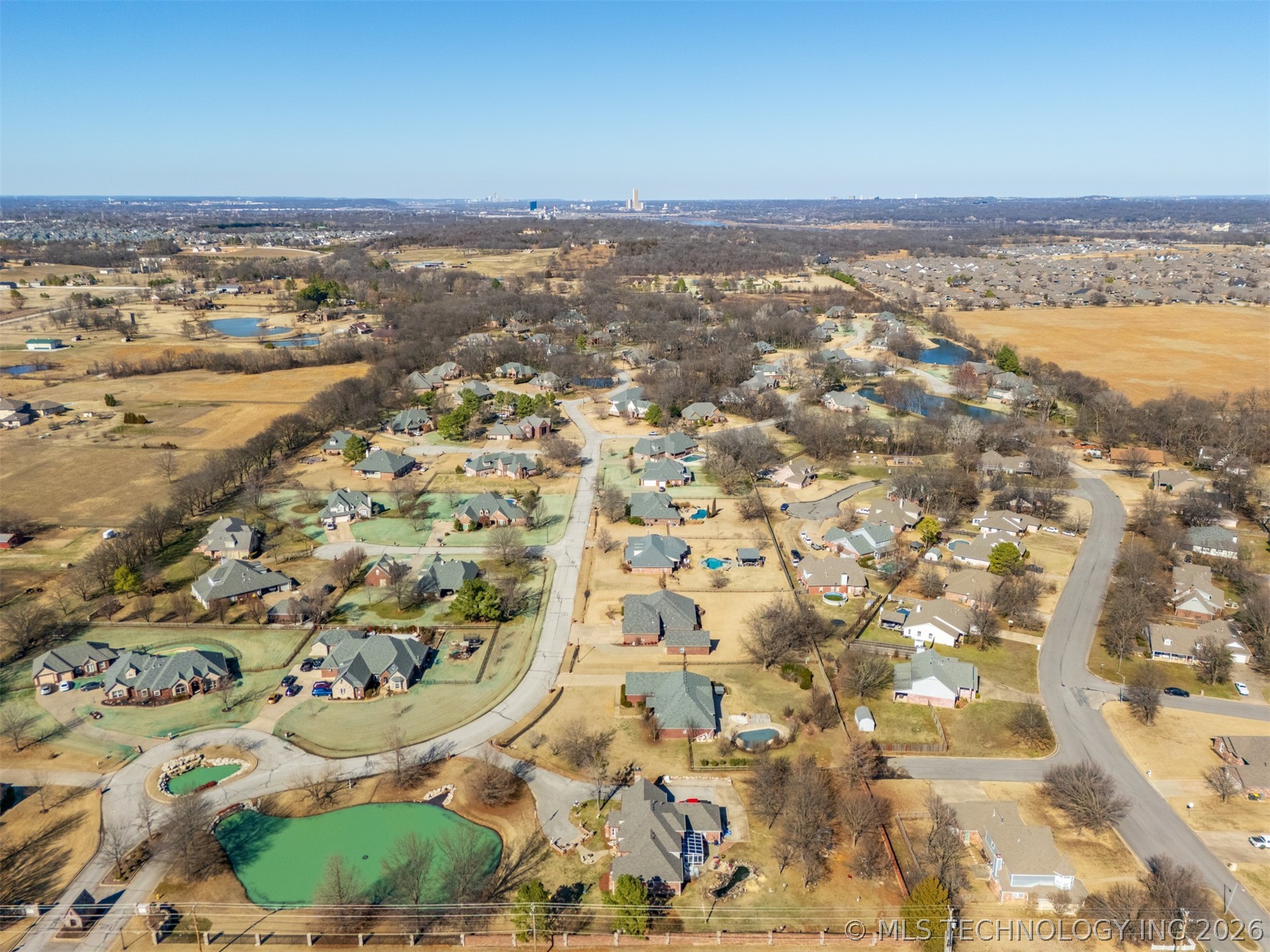 13822 S 18th Place Property Photo 52