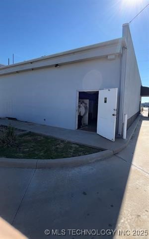 6711 Nw Cache Property Photo 7