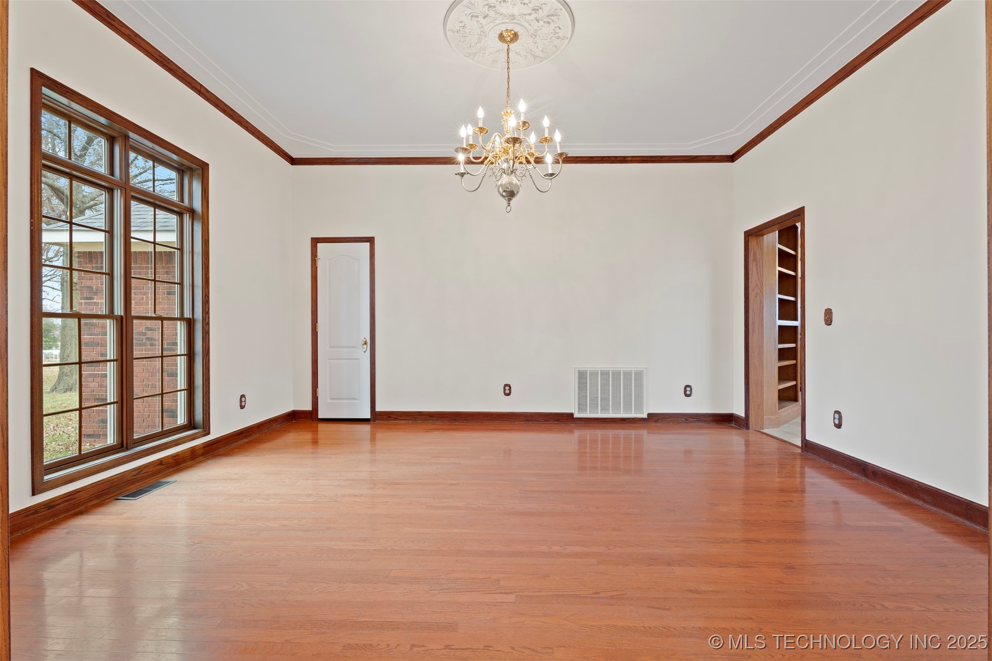 441170 E 210 Road Property Photo 8