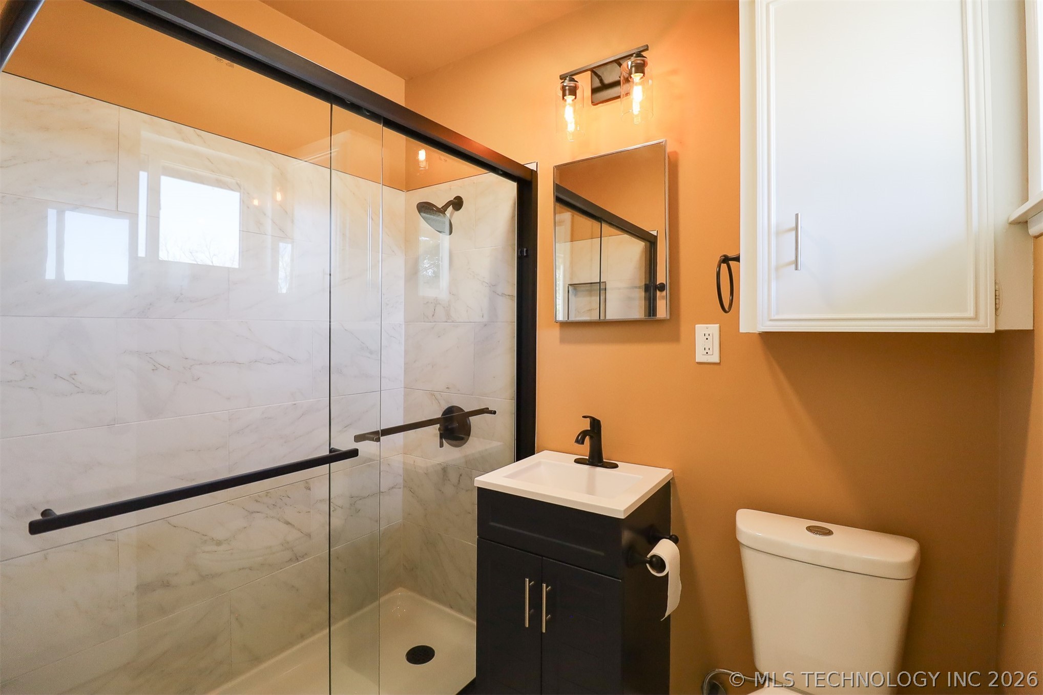 1118 N Hickory Place Property Photo 25