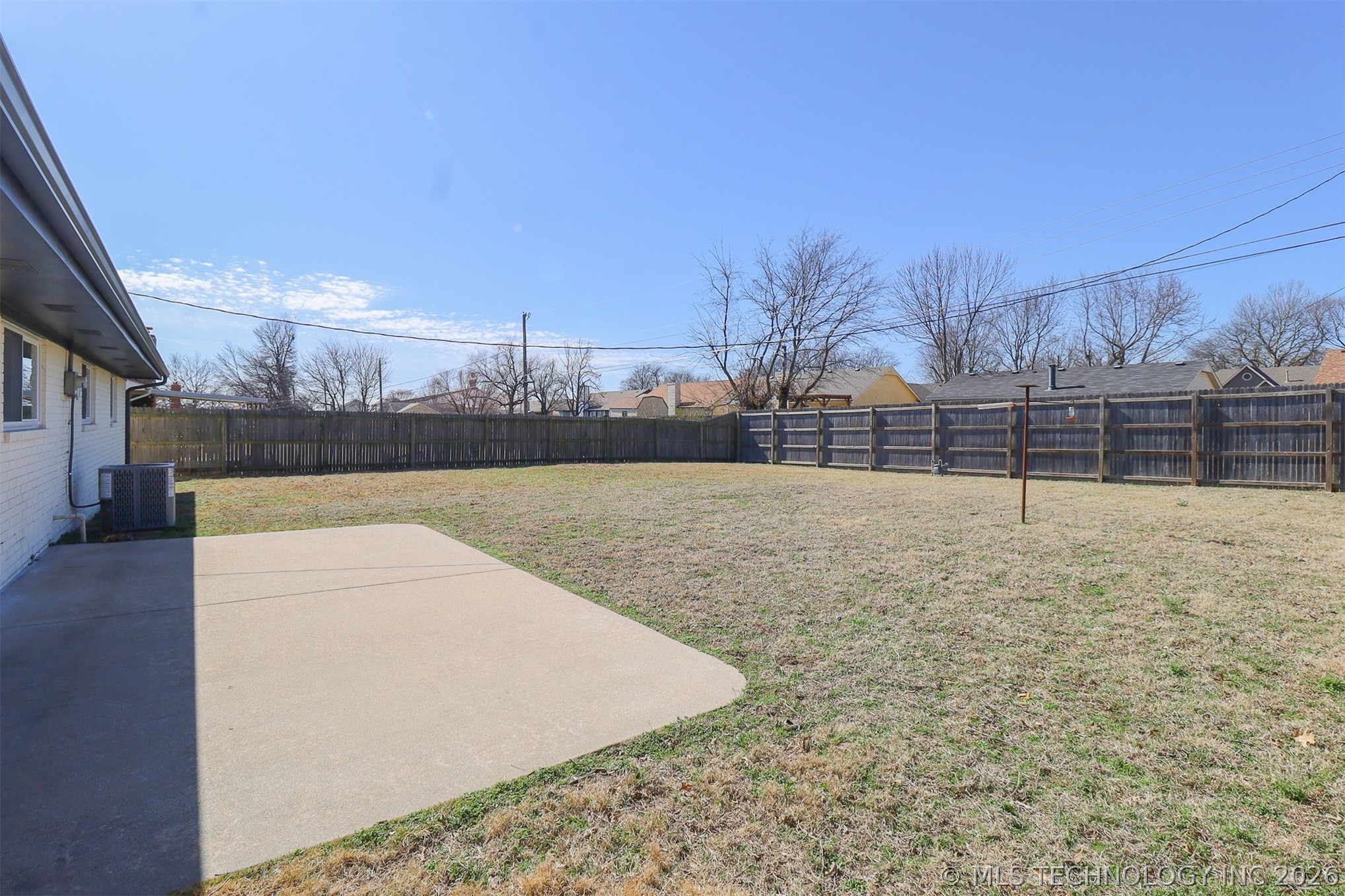1118 N Hickory Place Property Photo 28