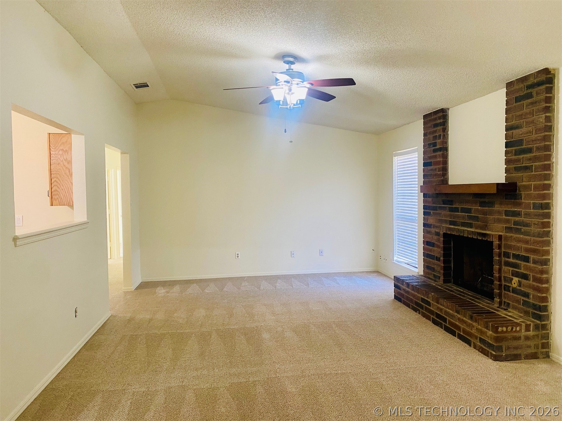 1232 W Los Angeles Circle Property Photo 5