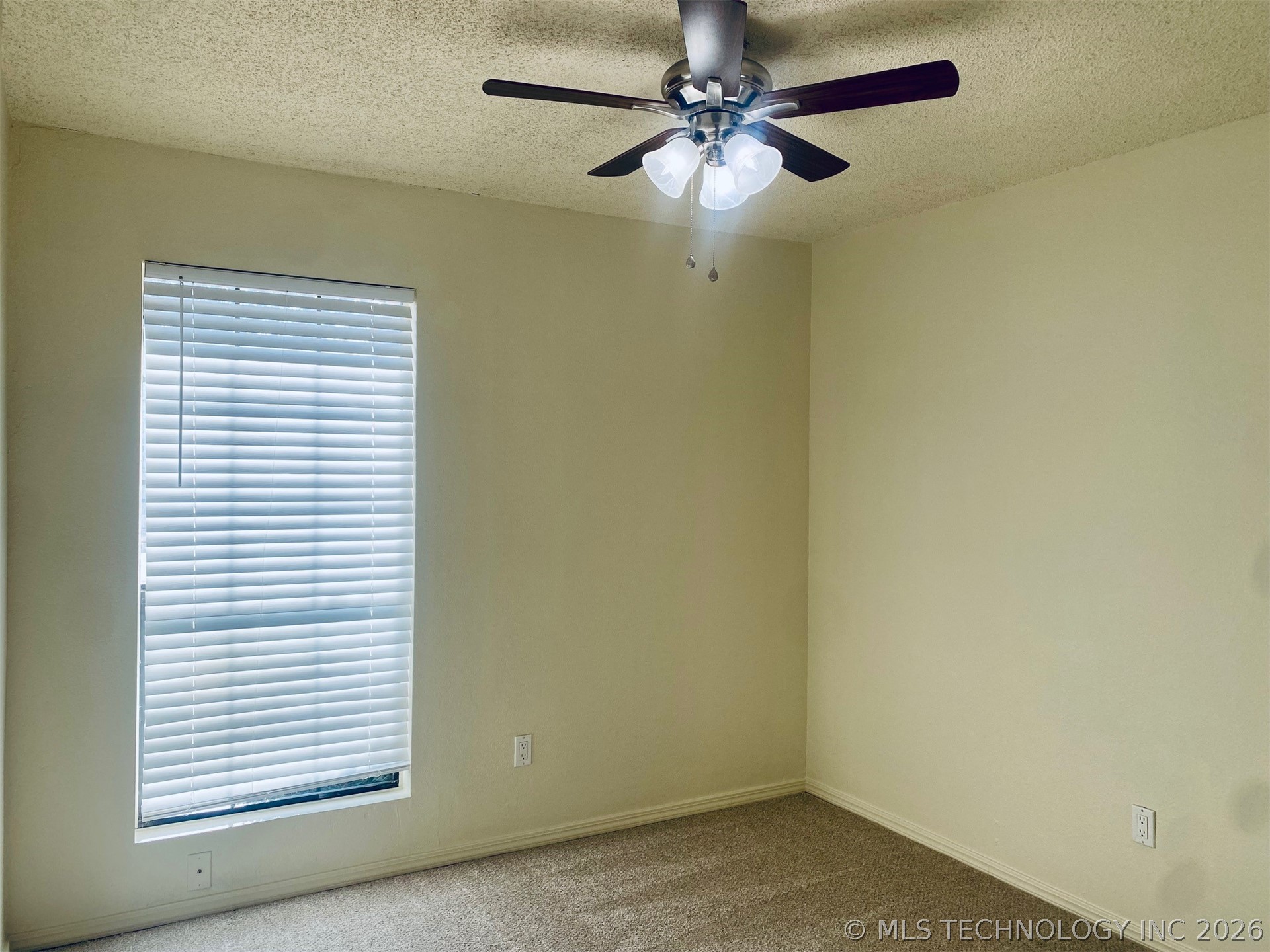 1232 W Los Angeles Circle Property Photo 10