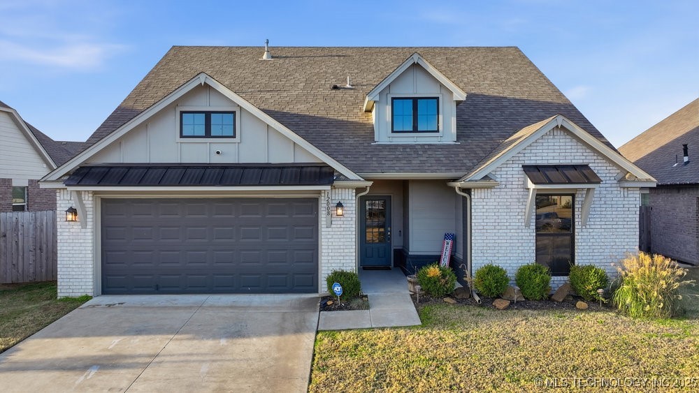 12008 N 131st East Avenue Property Photo 1