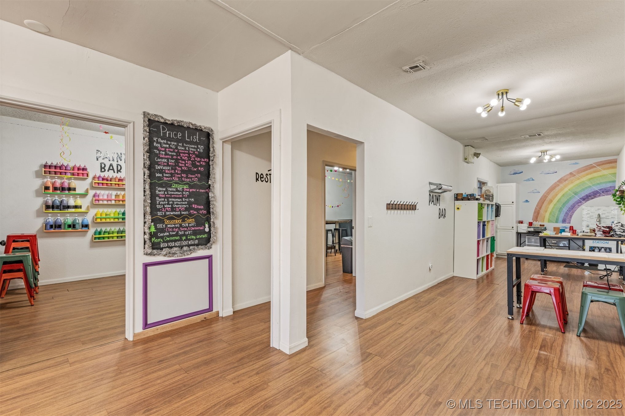 125 S Broadway Street Property Photo 7