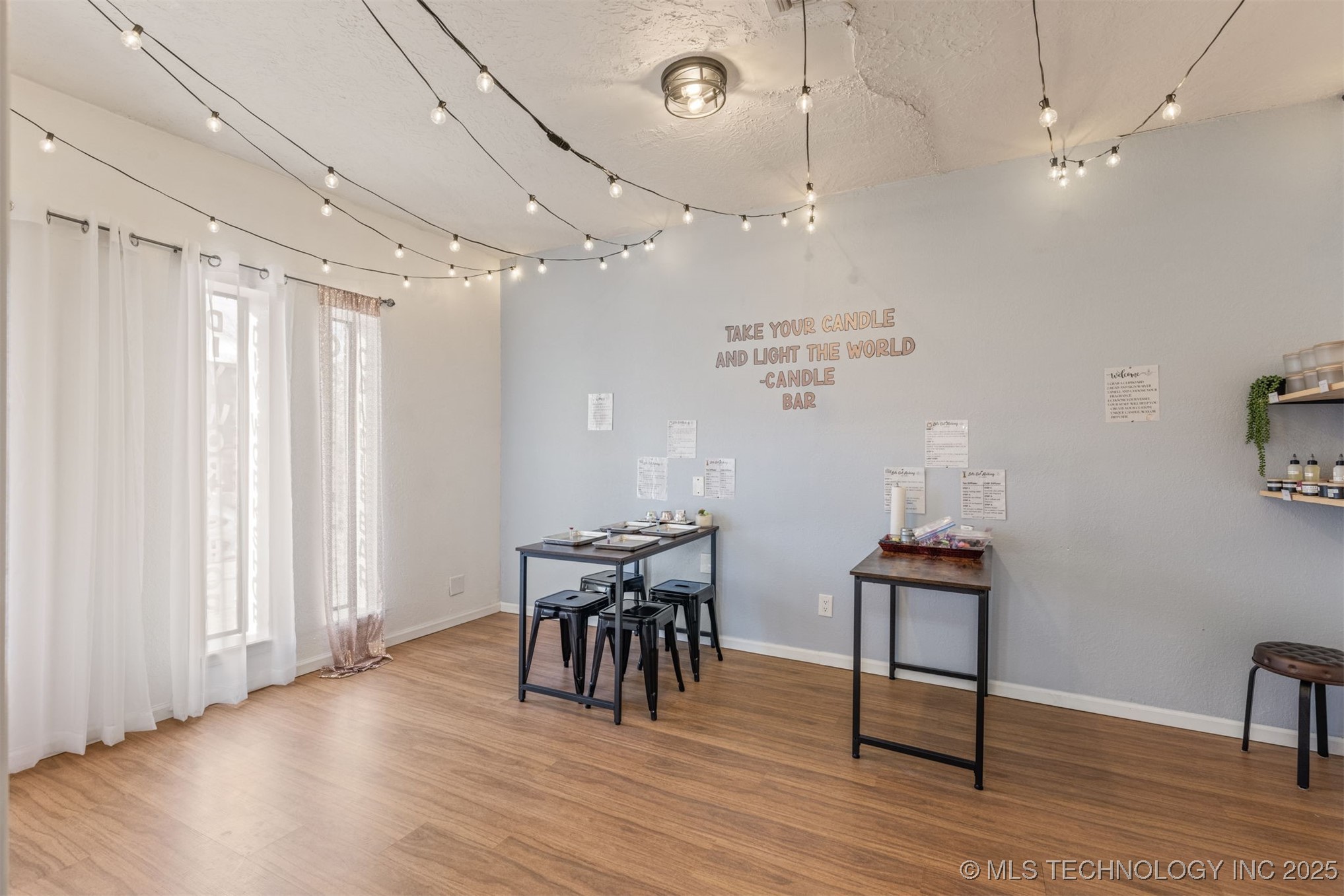 125 S Broadway Street Property Photo 13