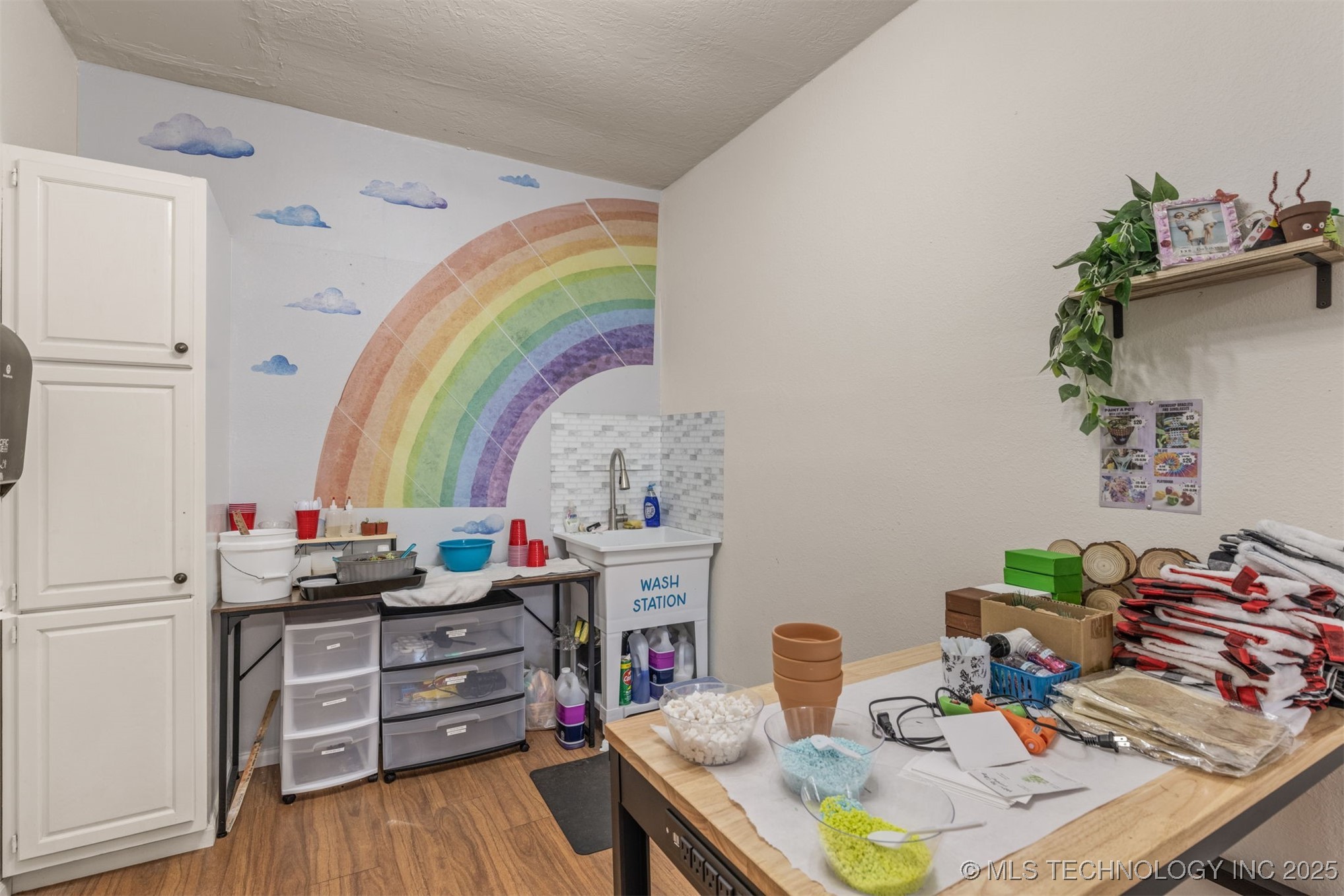 125 S Broadway Street Property Photo 14