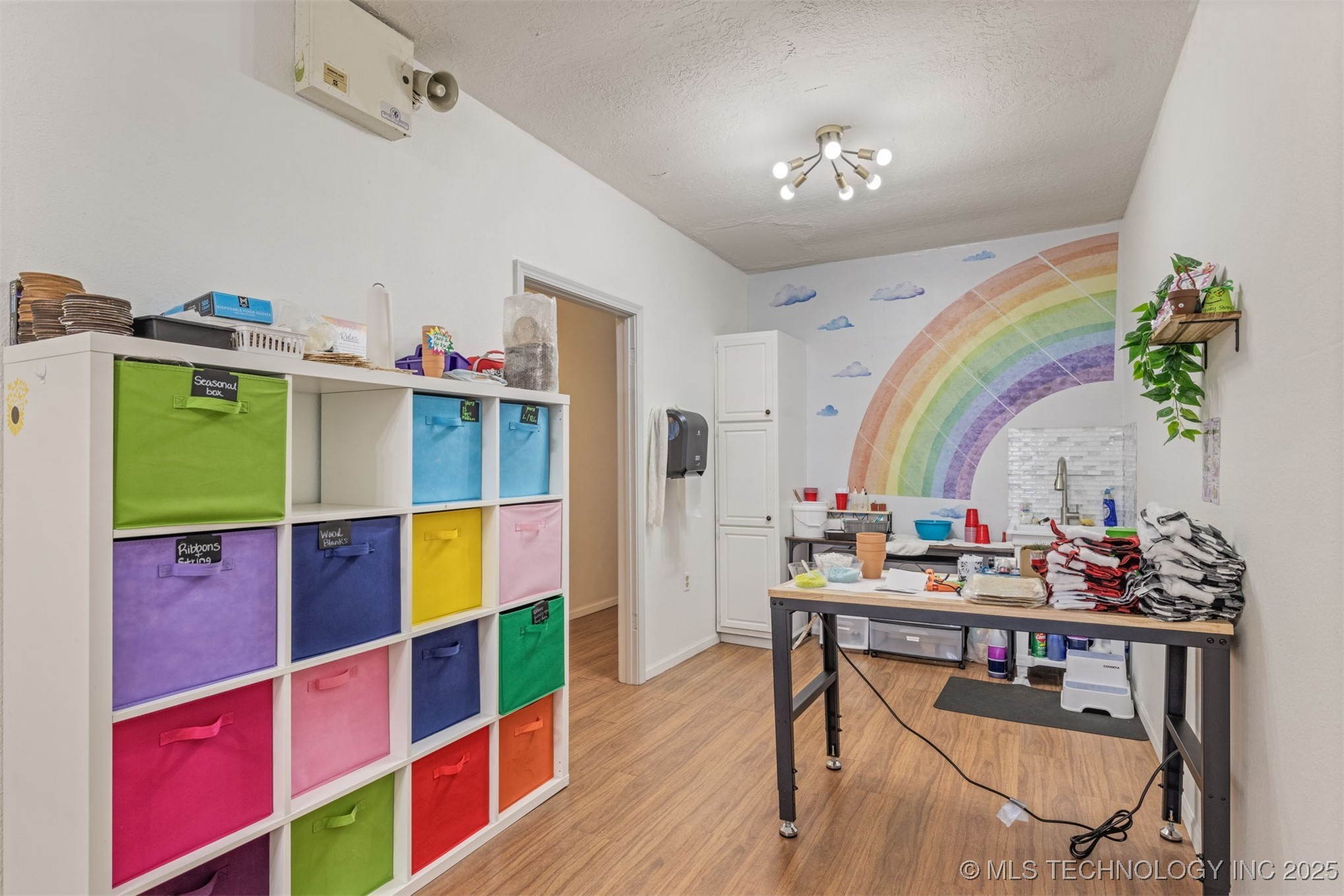 125 S Broadway Street Property Photo 17