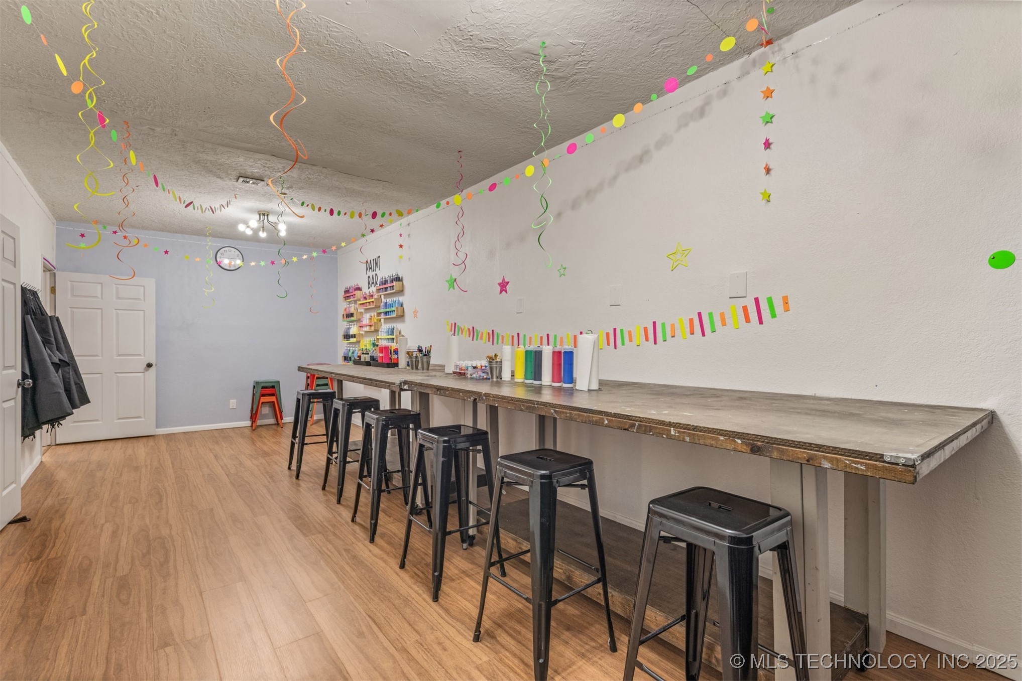 125 S Broadway Street Property Photo 22