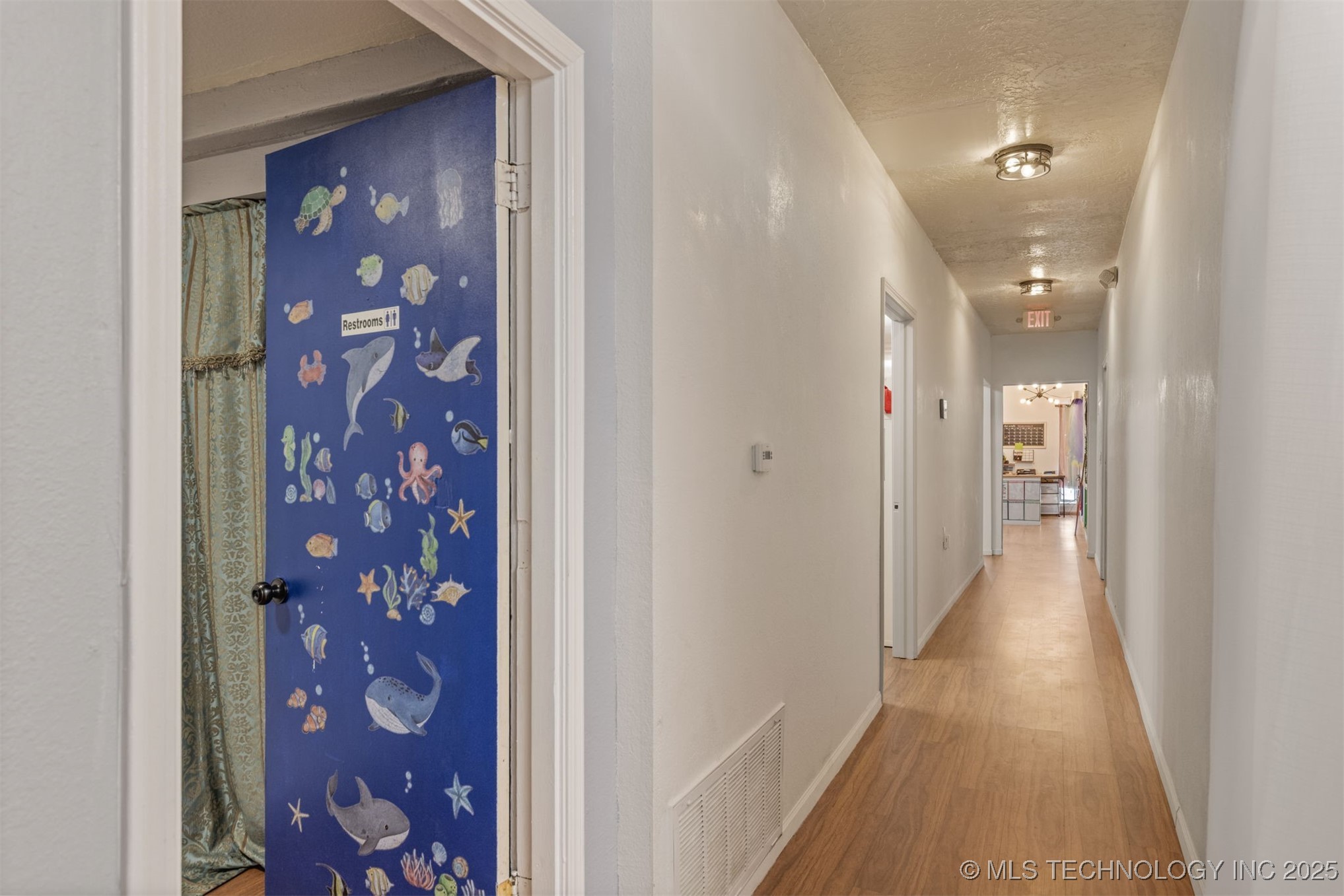 125 S Broadway Street Property Photo 26