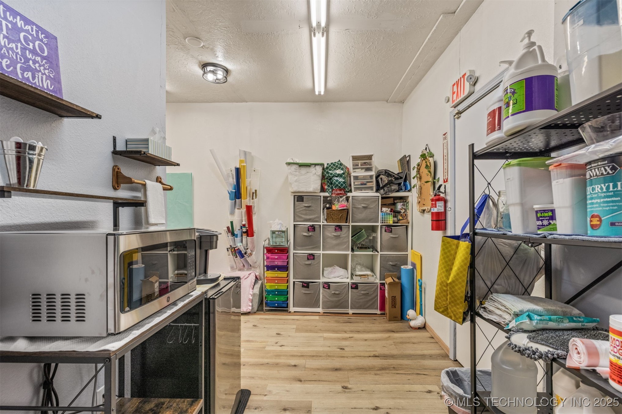 125 S Broadway Street Property Photo 28