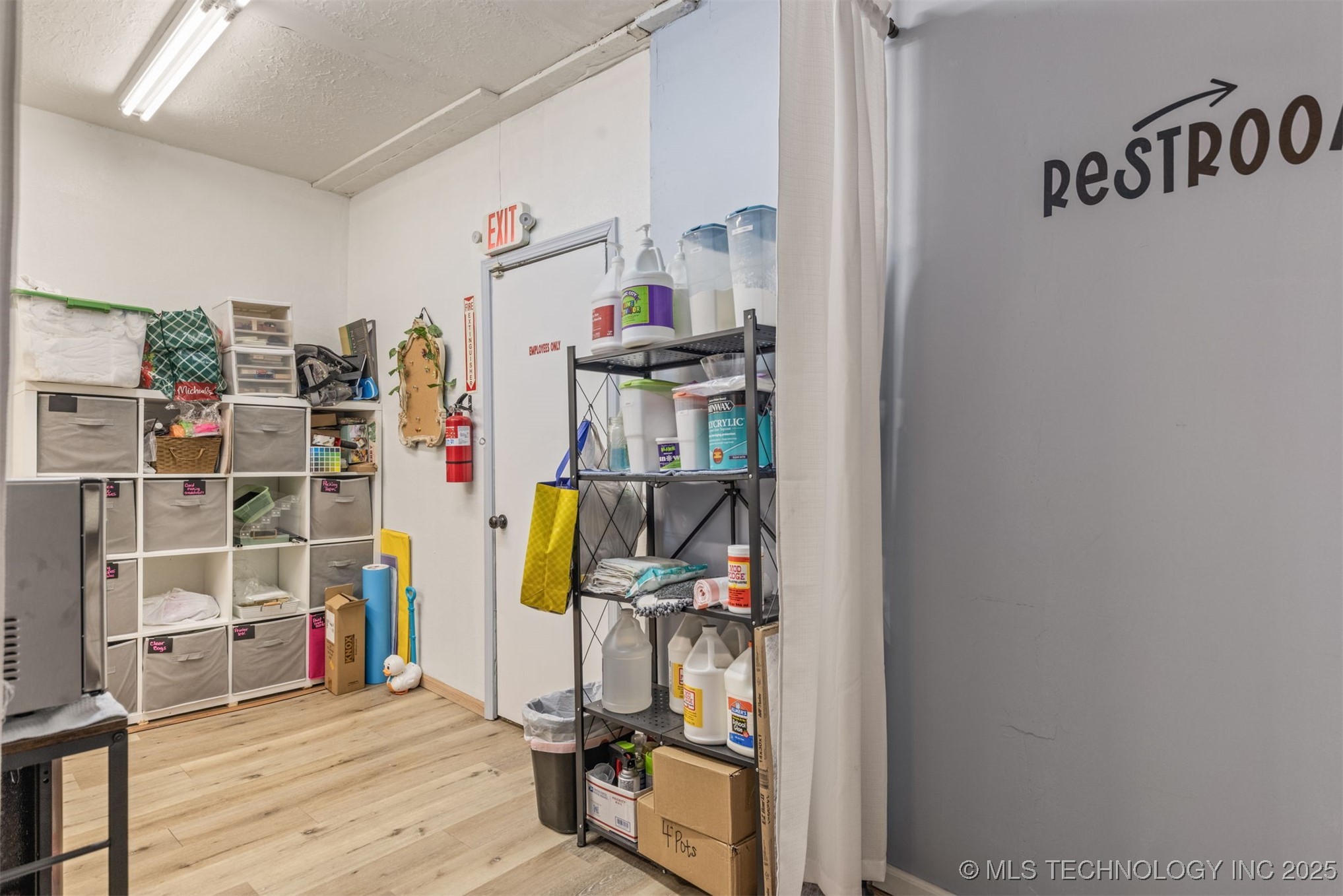 125 S Broadway Street Property Photo 29