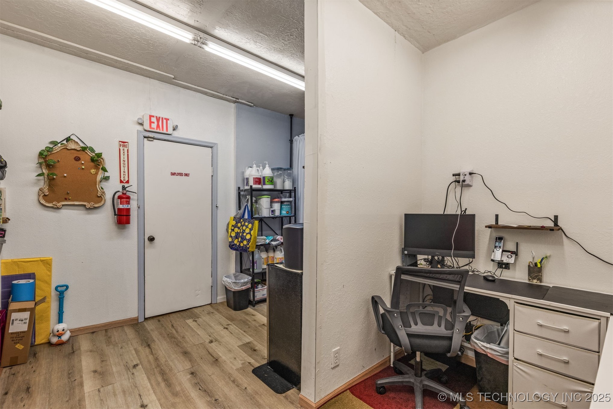 125 S Broadway Street Property Photo 31