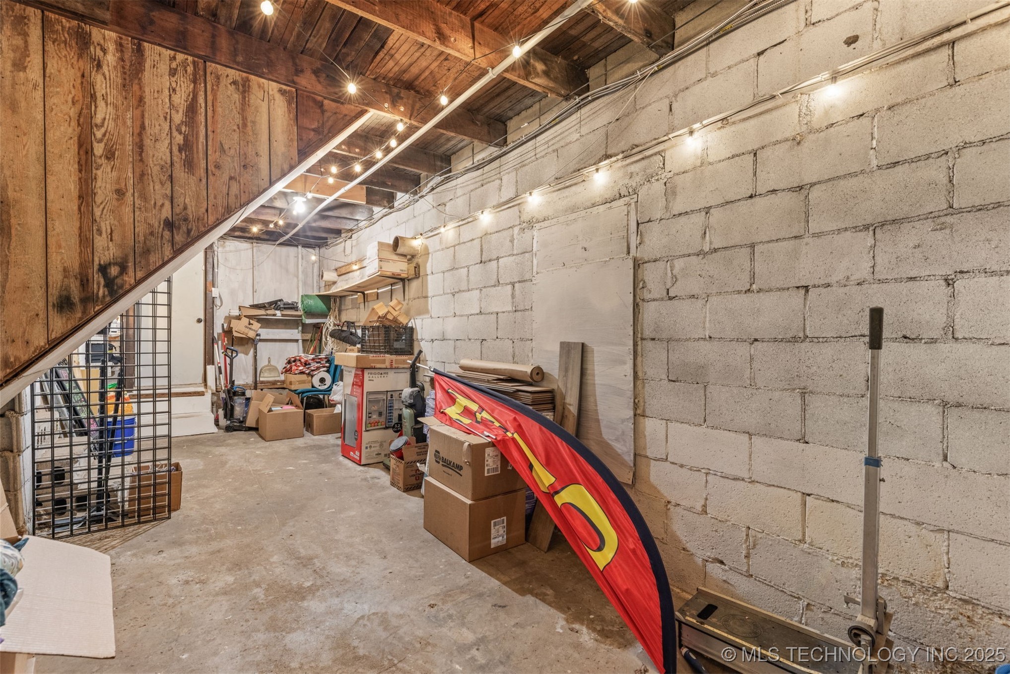 125 S Broadway Street Property Photo 35