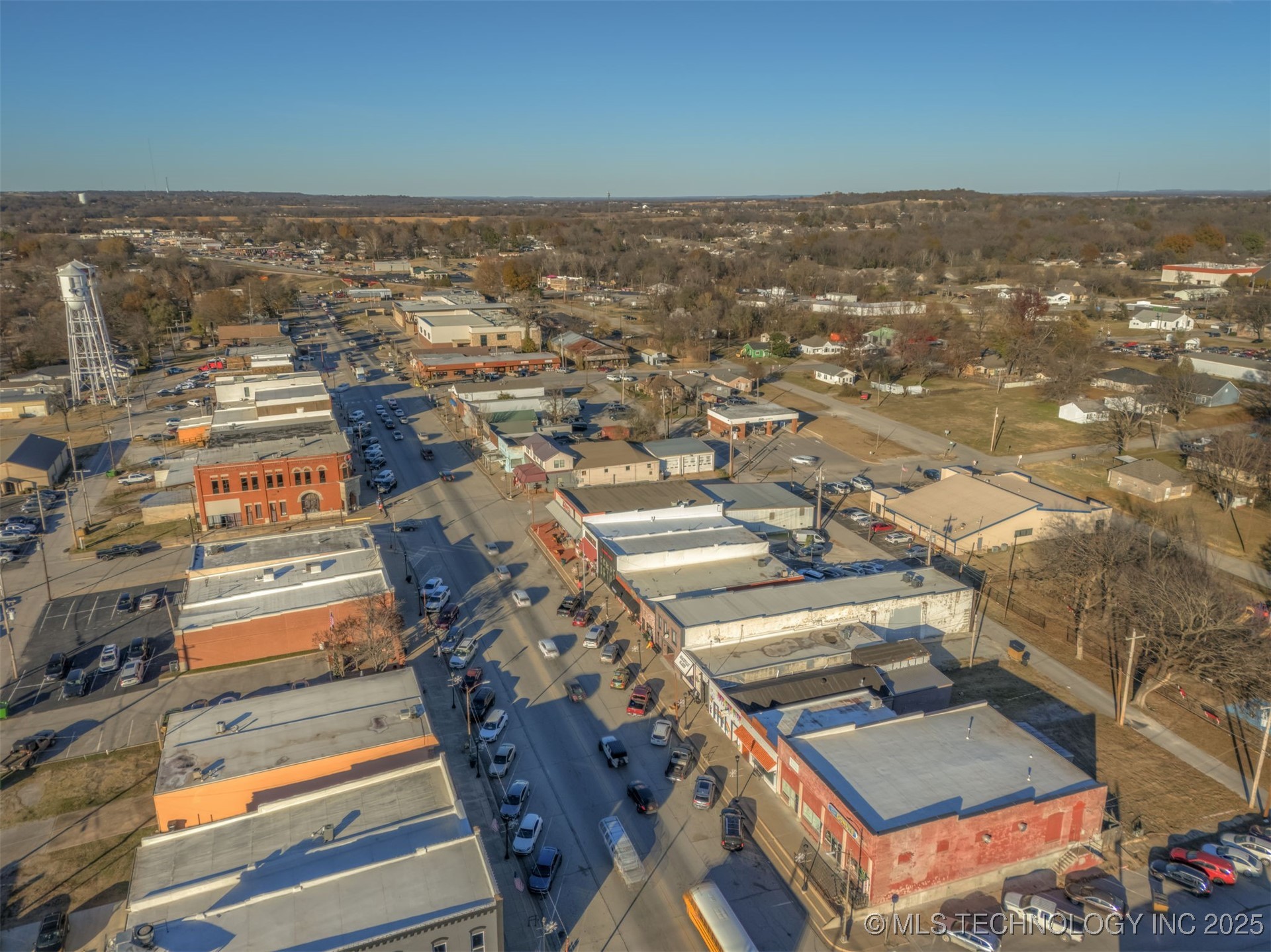 125 S Broadway Street Property Photo 43