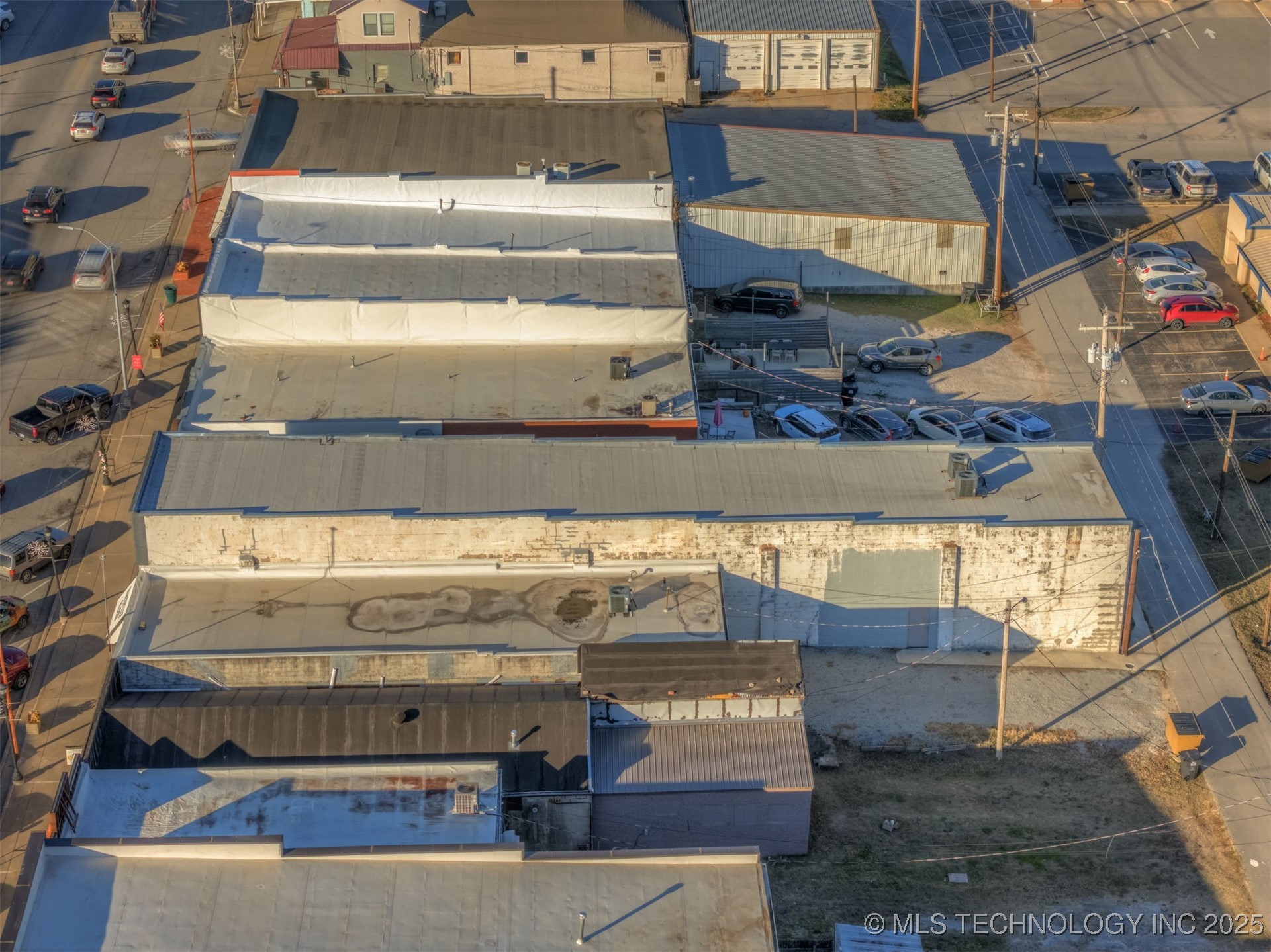 125 S Broadway Street Property Photo 47