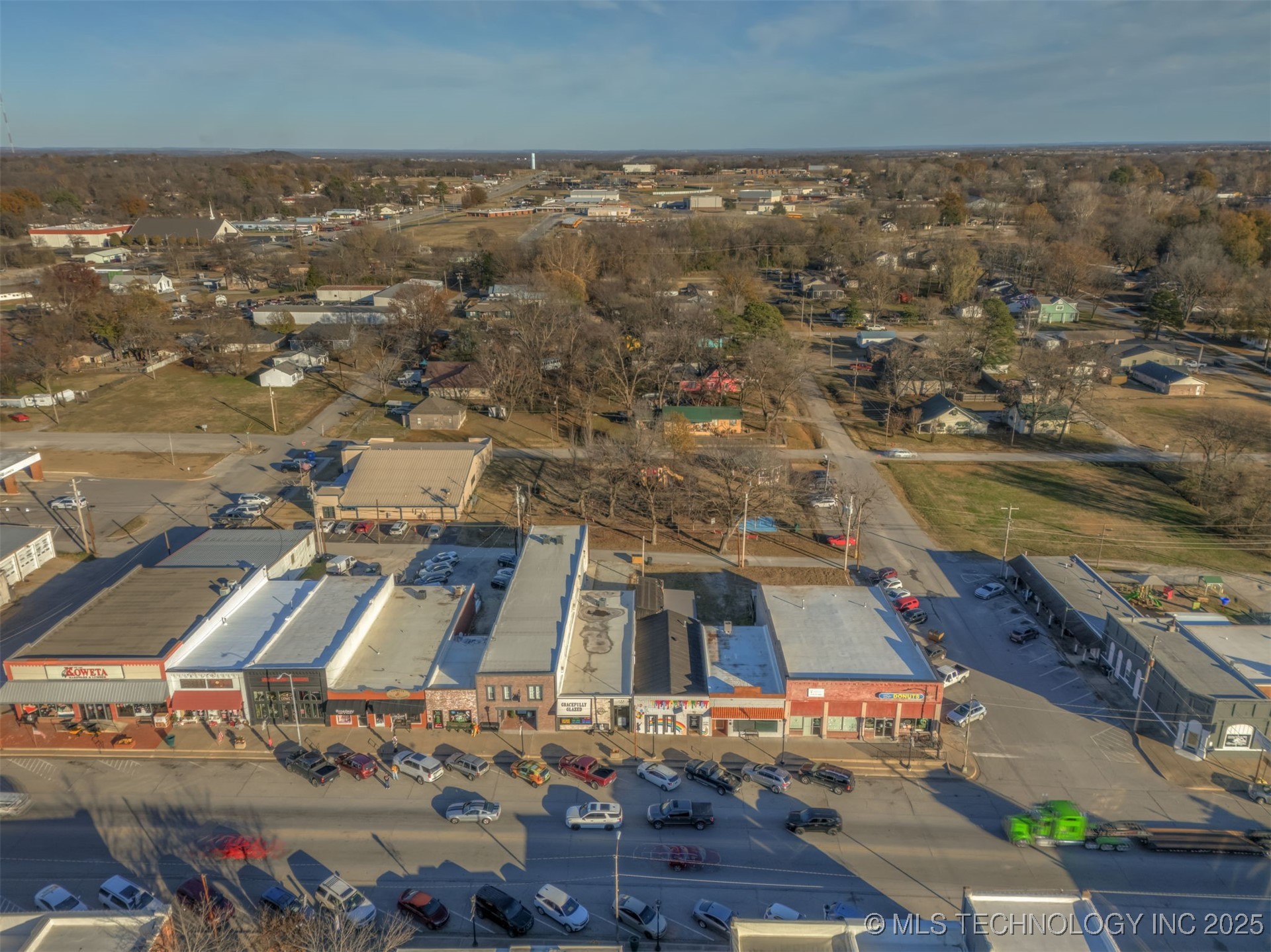 125 S Broadway Street Property Photo 55