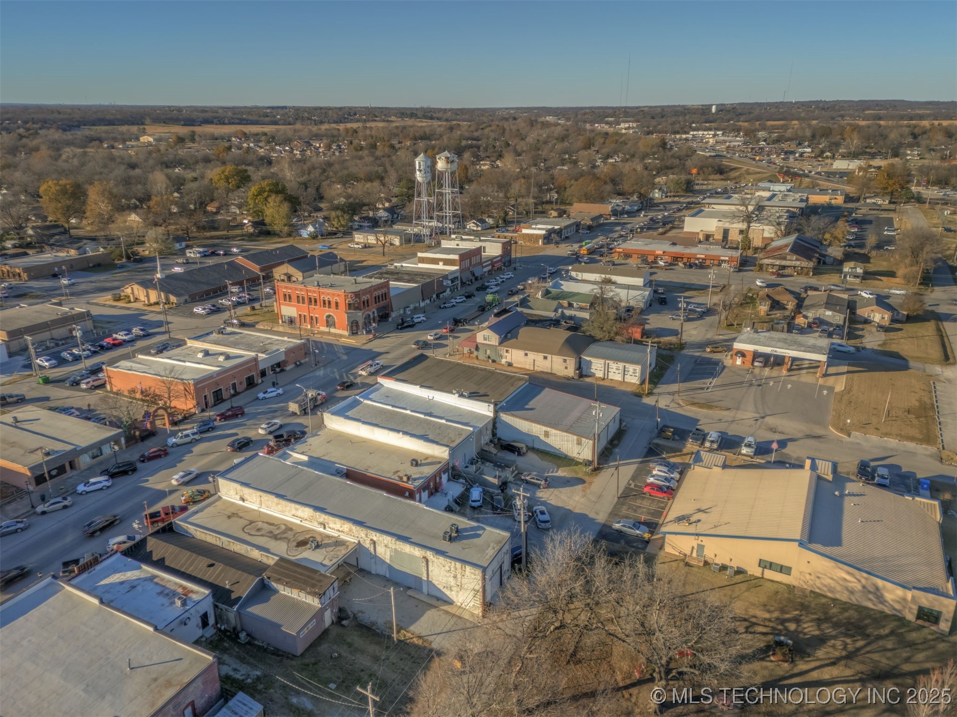 125 S Broadway Street Property Photo 58