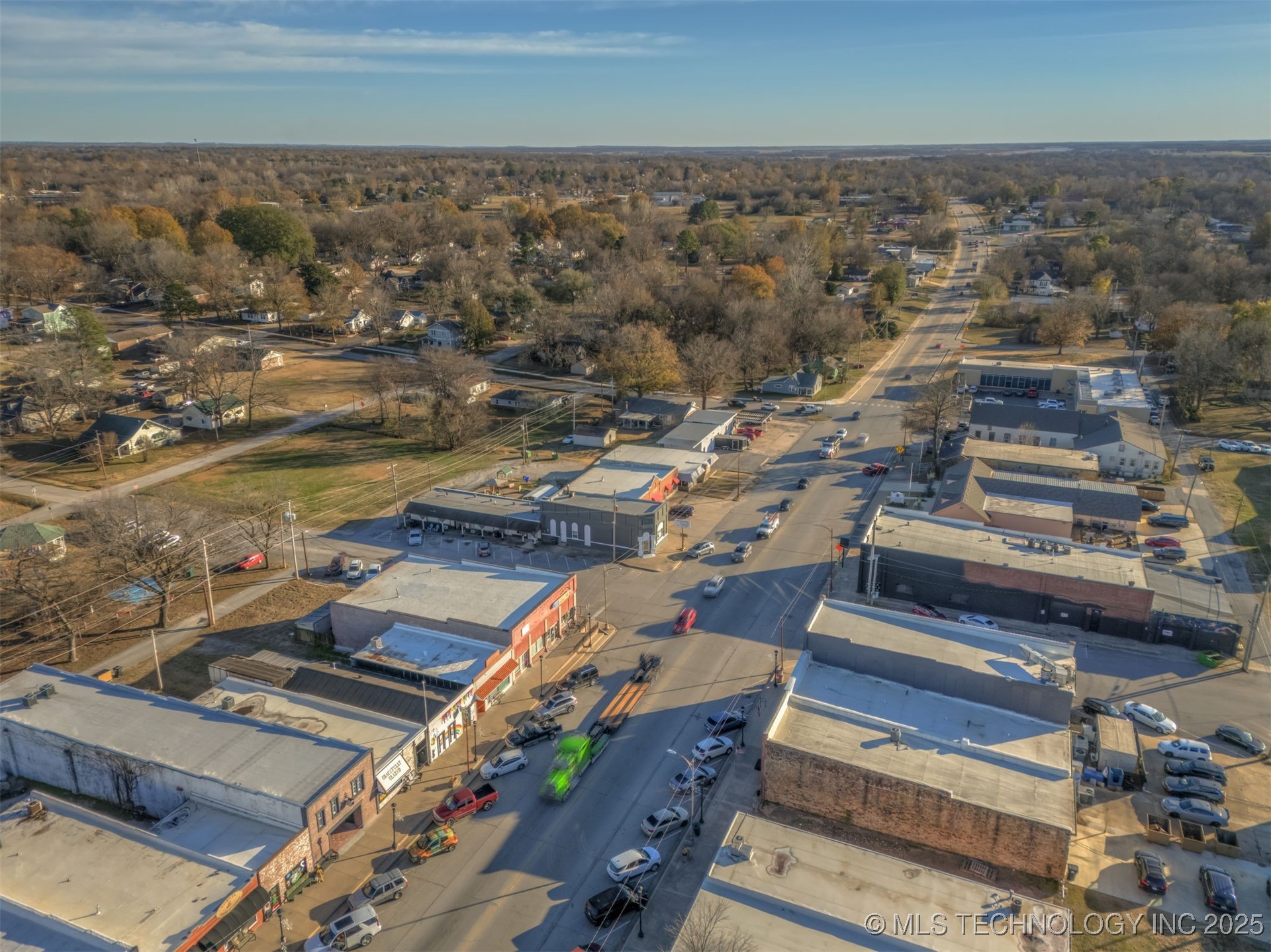 125 S Broadway Street Property Photo 59