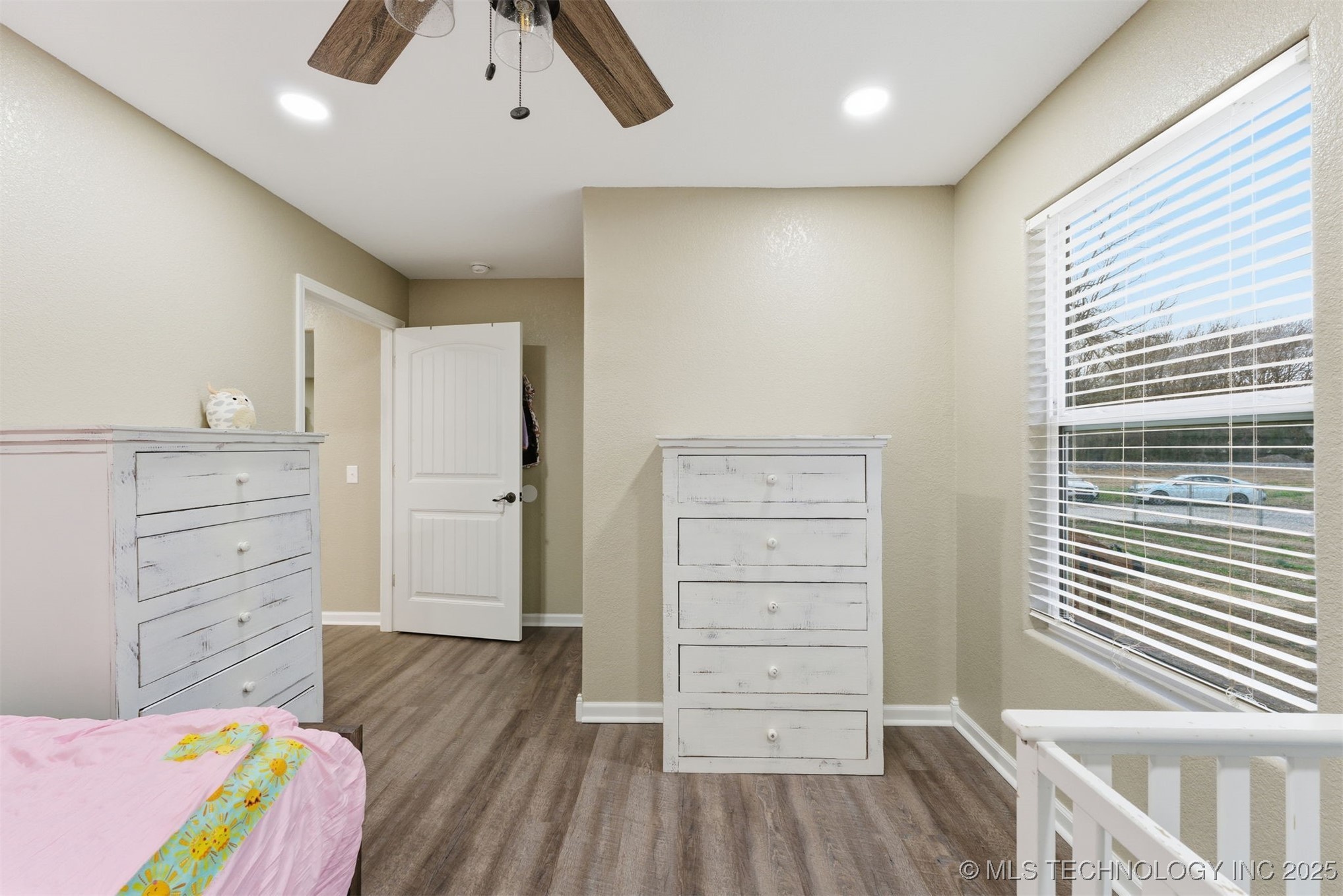 1175 W Pine Street Property Photo 18