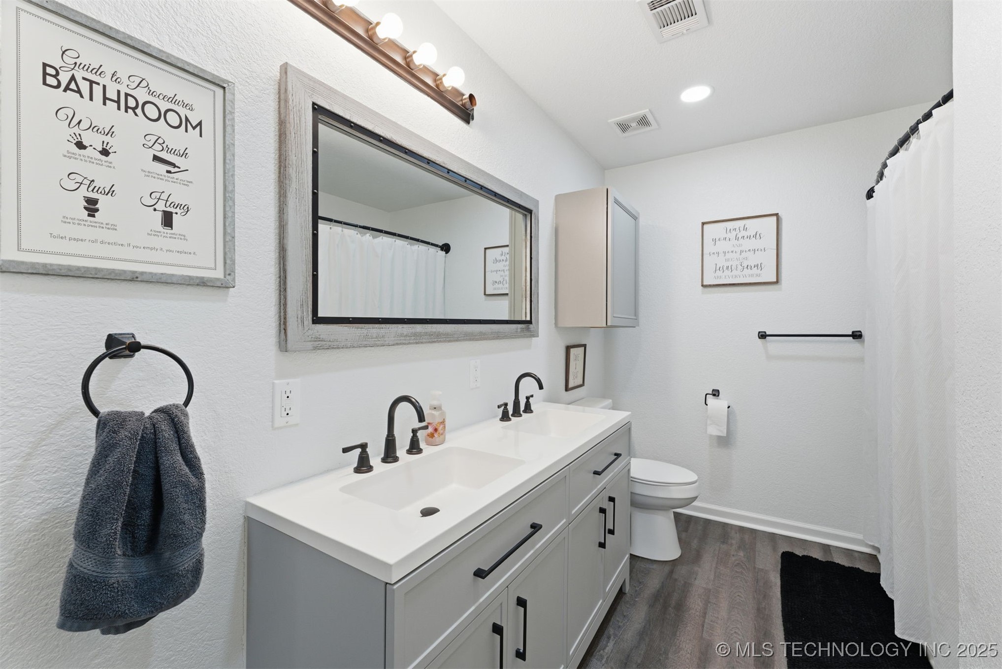 1175 W Pine Street Property Photo 19