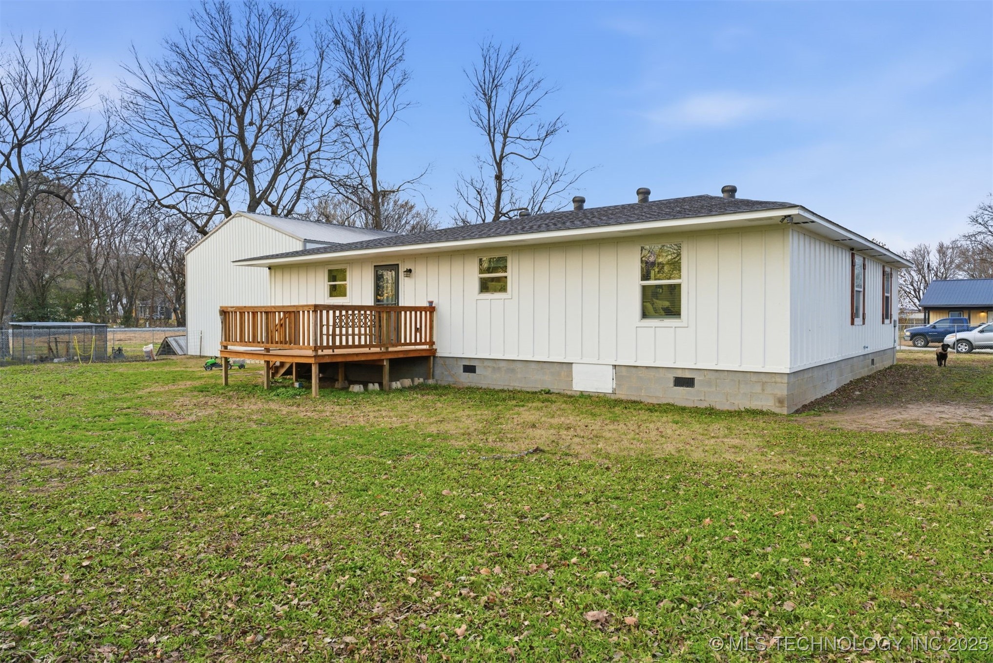 1175 W Pine Street Property Photo 22