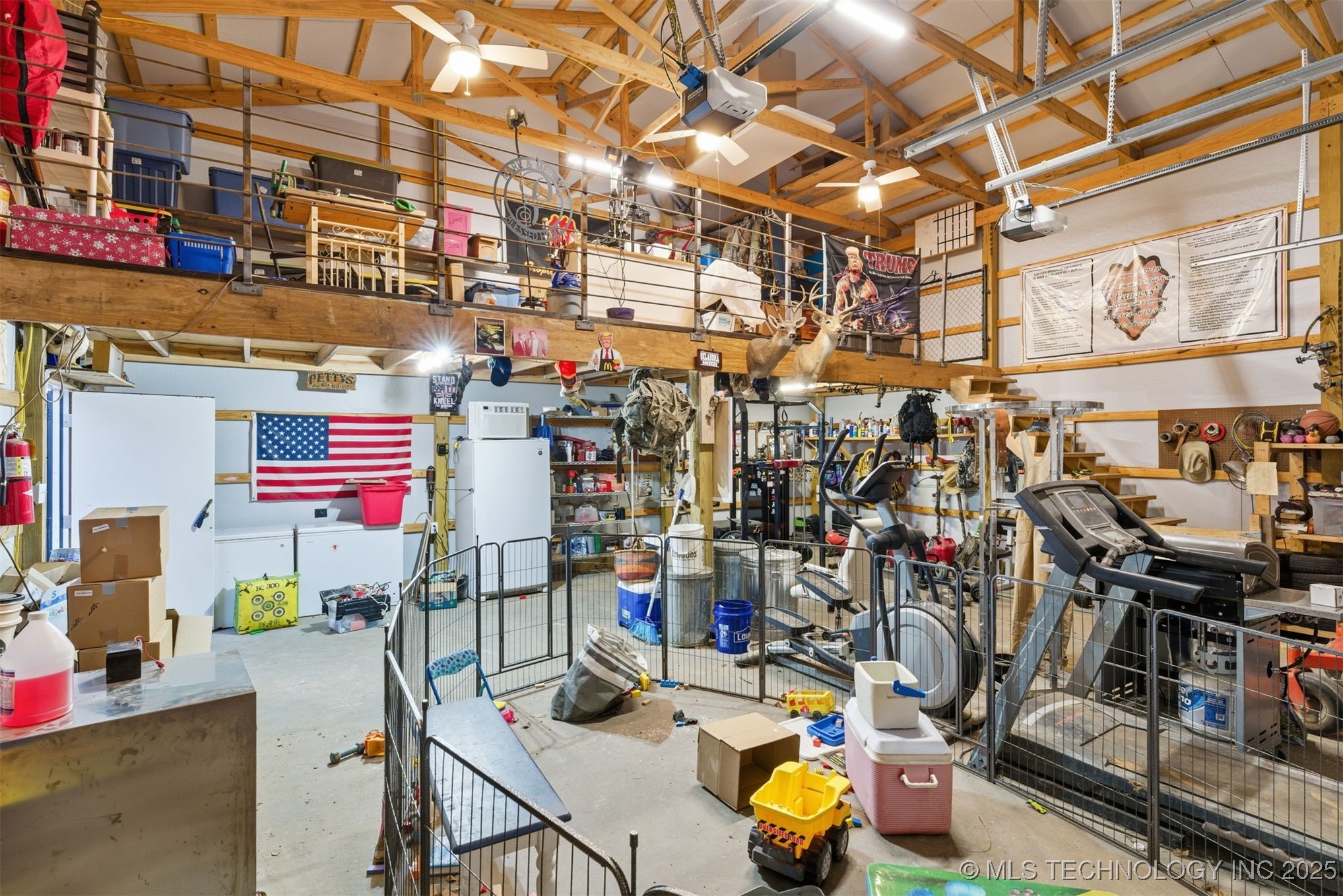 1175 W Pine Street Property Photo 23