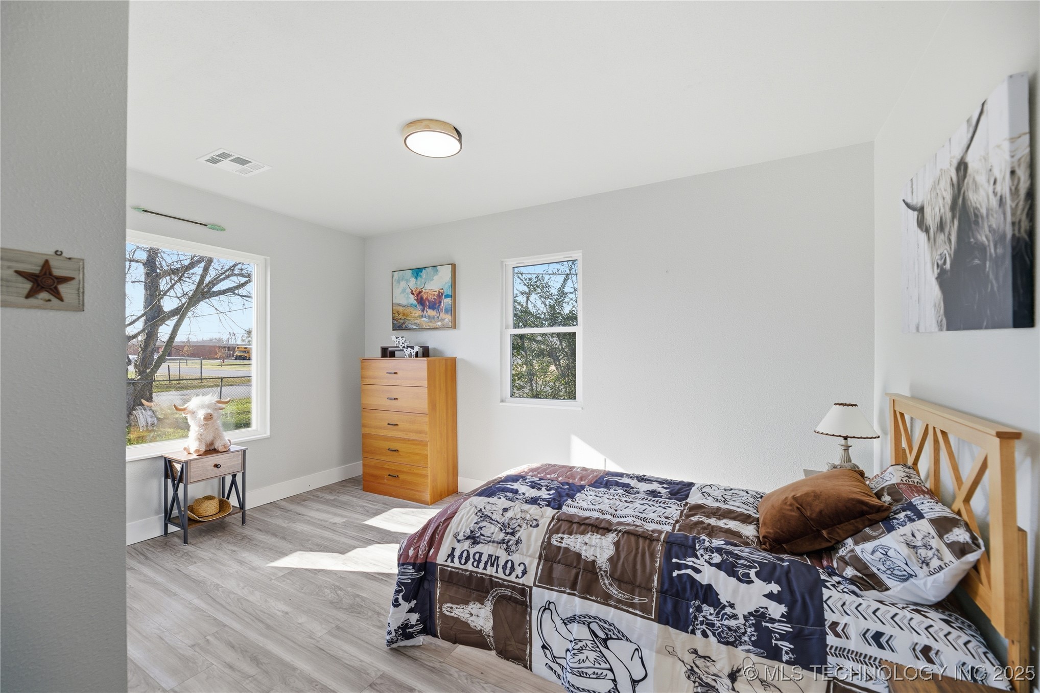 1001 S Broadway Street Property Photo 20