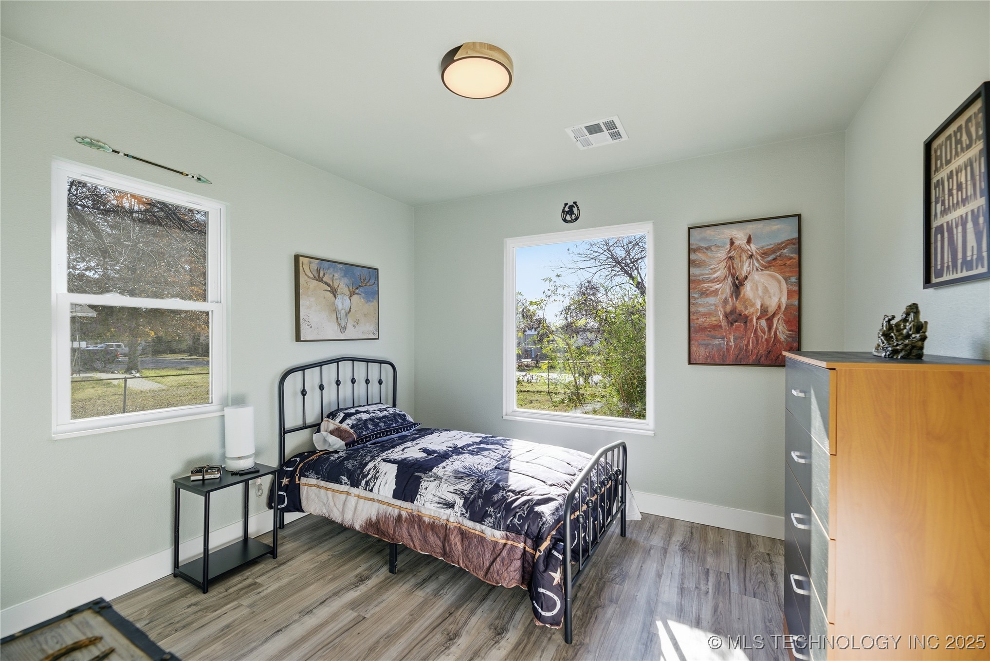 1001 S Broadway Street Property Photo 21