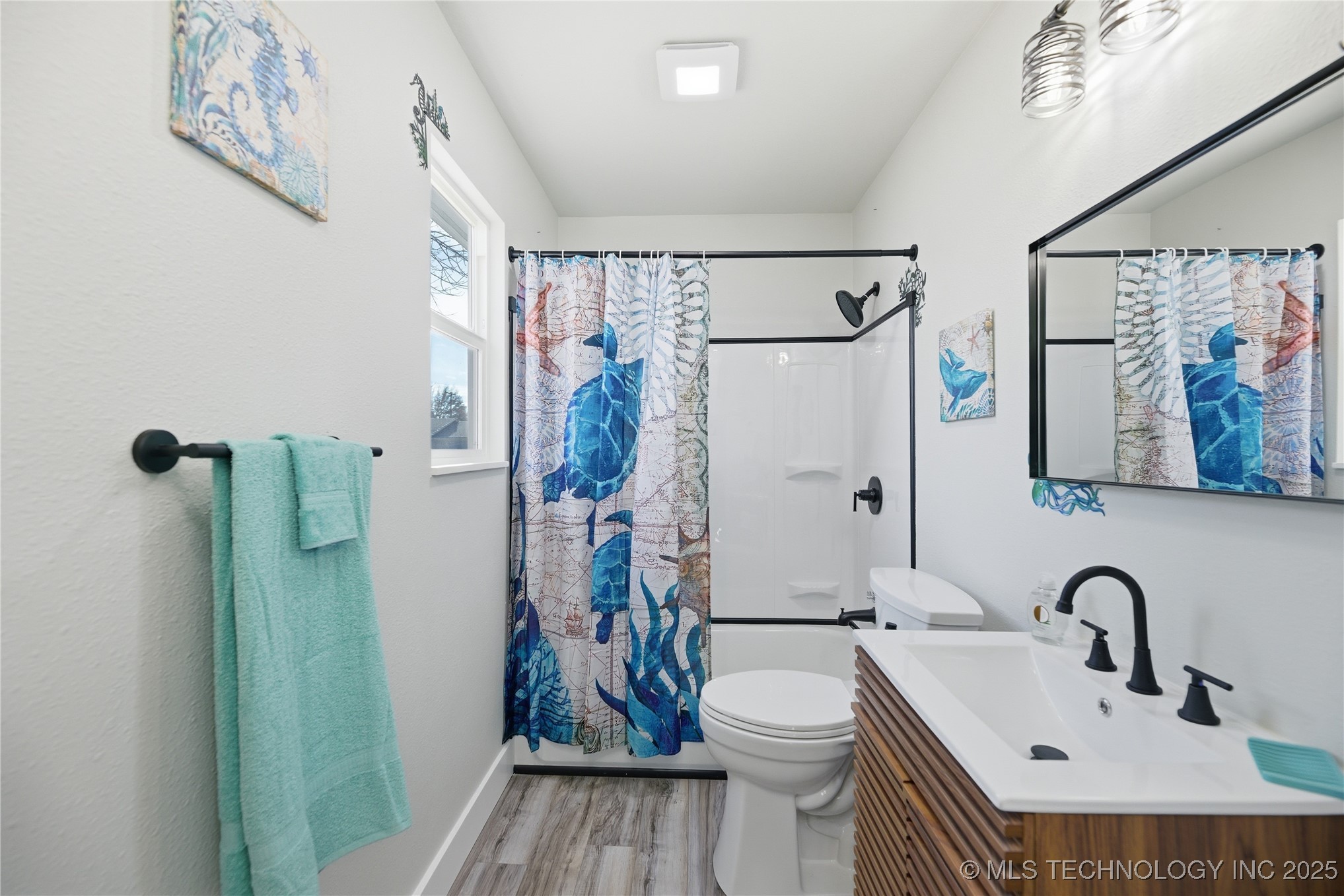 1001 S Broadway Street Property Photo 24