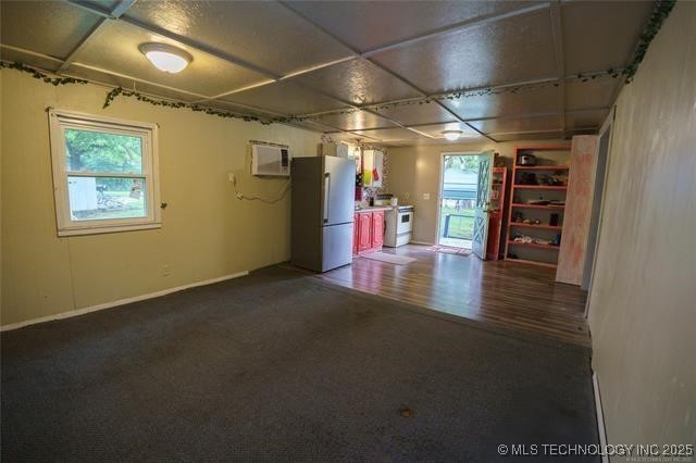 180 County Road 3579 Property Photo 4