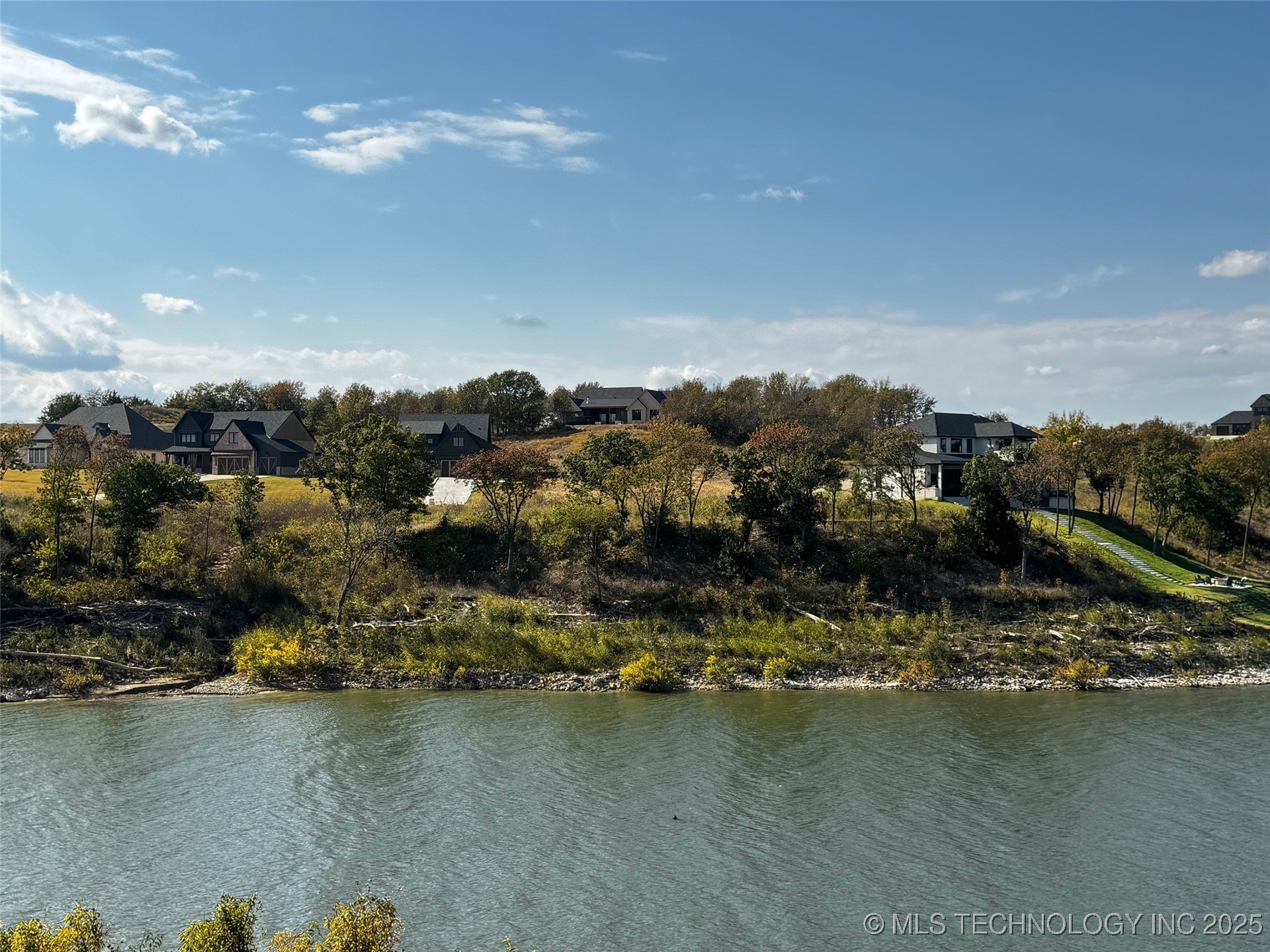 12113 Bridge Pointe Property Photo 24