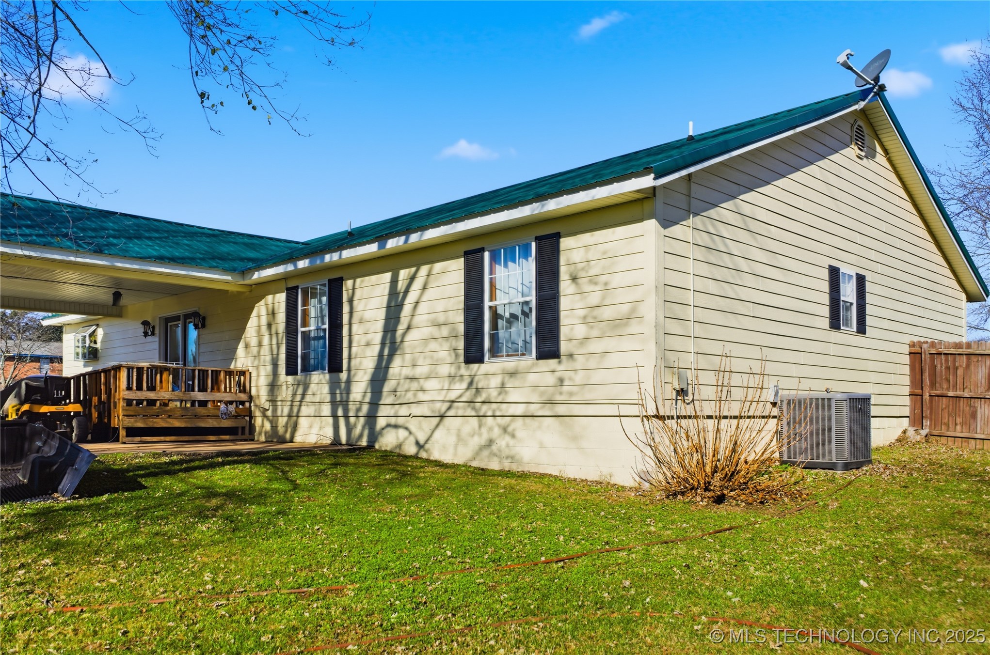 951 Alberty Lane Property Photo 4