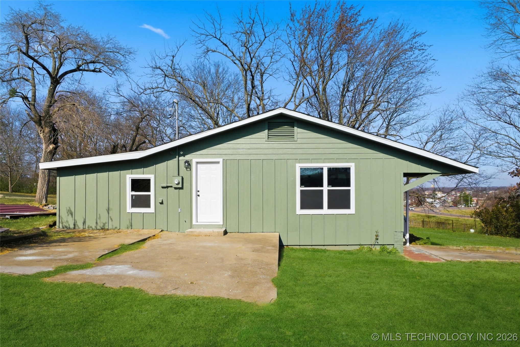 1126 S 2nd Street Property Photo 5