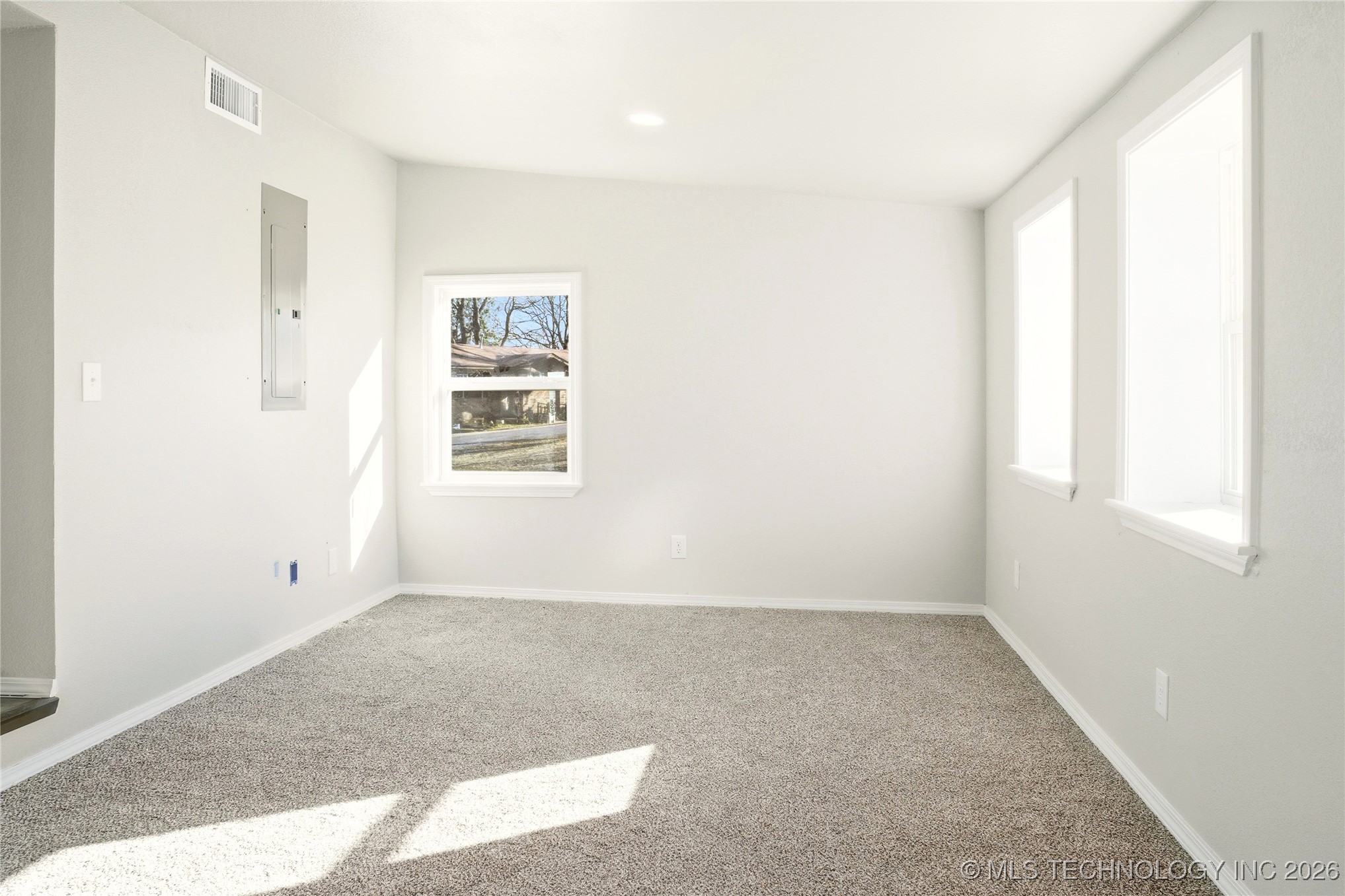 1126 S 2nd Street Property Photo 12