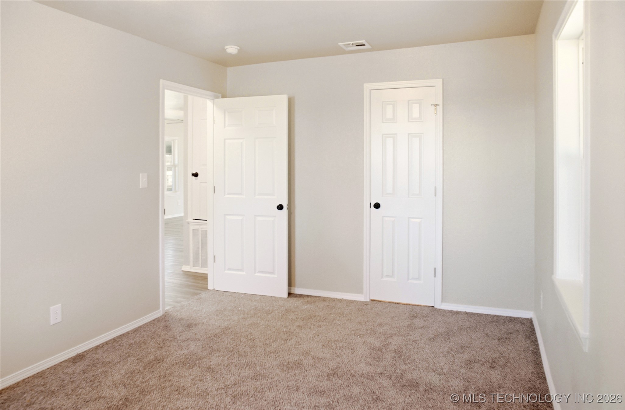 1126 S 2nd Street Property Photo 17