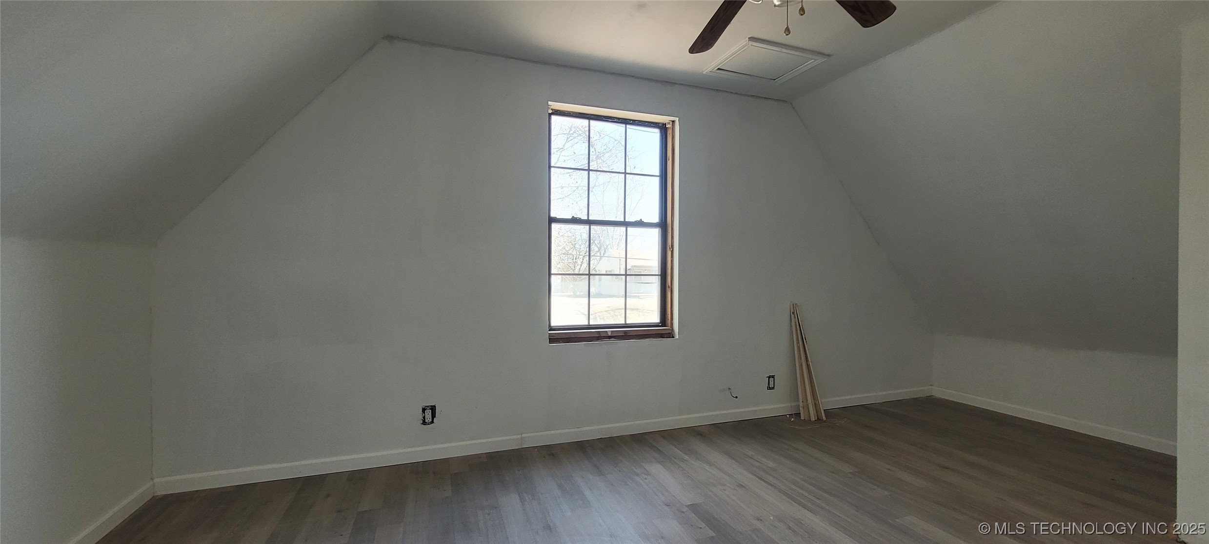 610 S 72nd West Avenue Property Photo 9