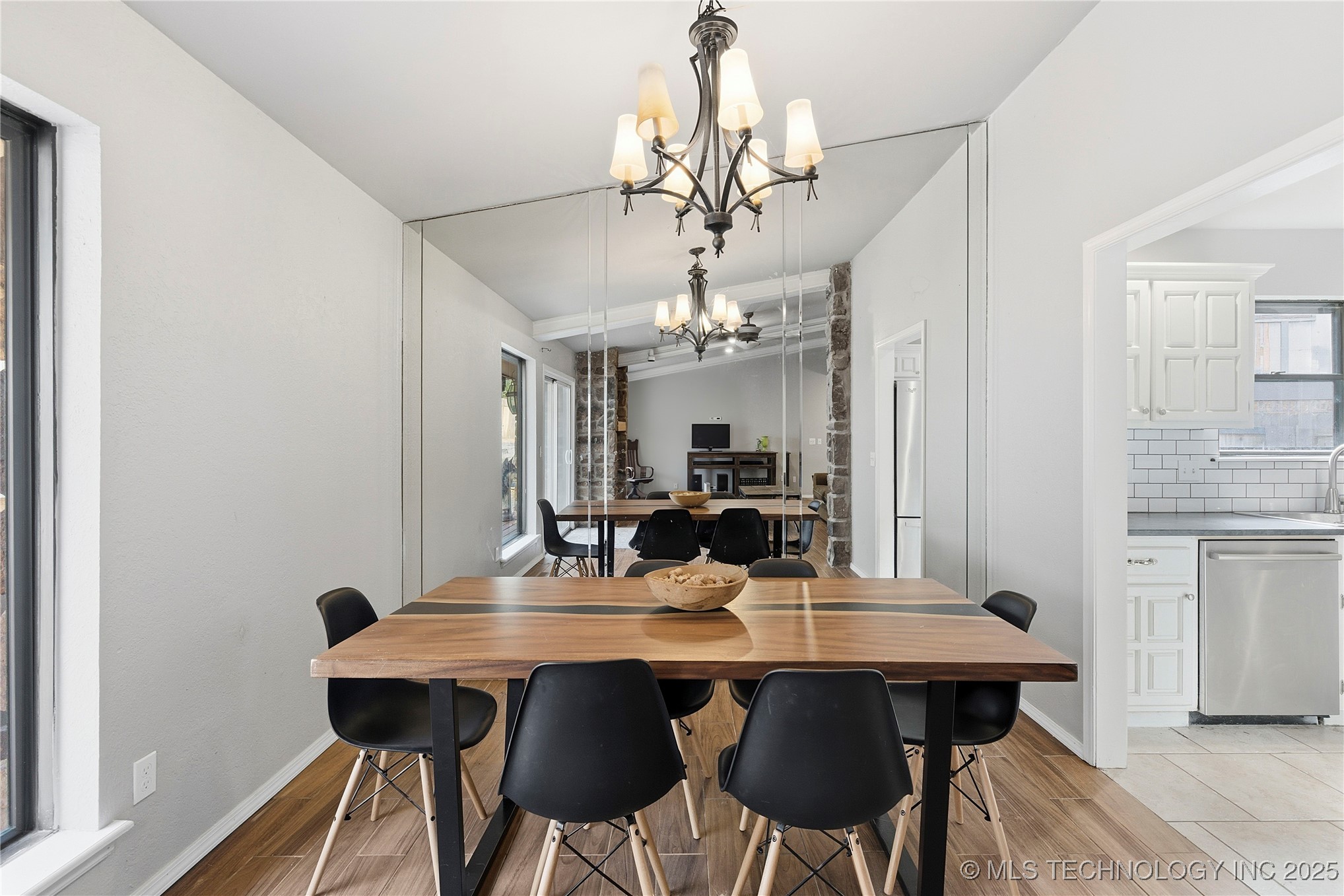 6403 S Kingston Avenue Property Photo 6