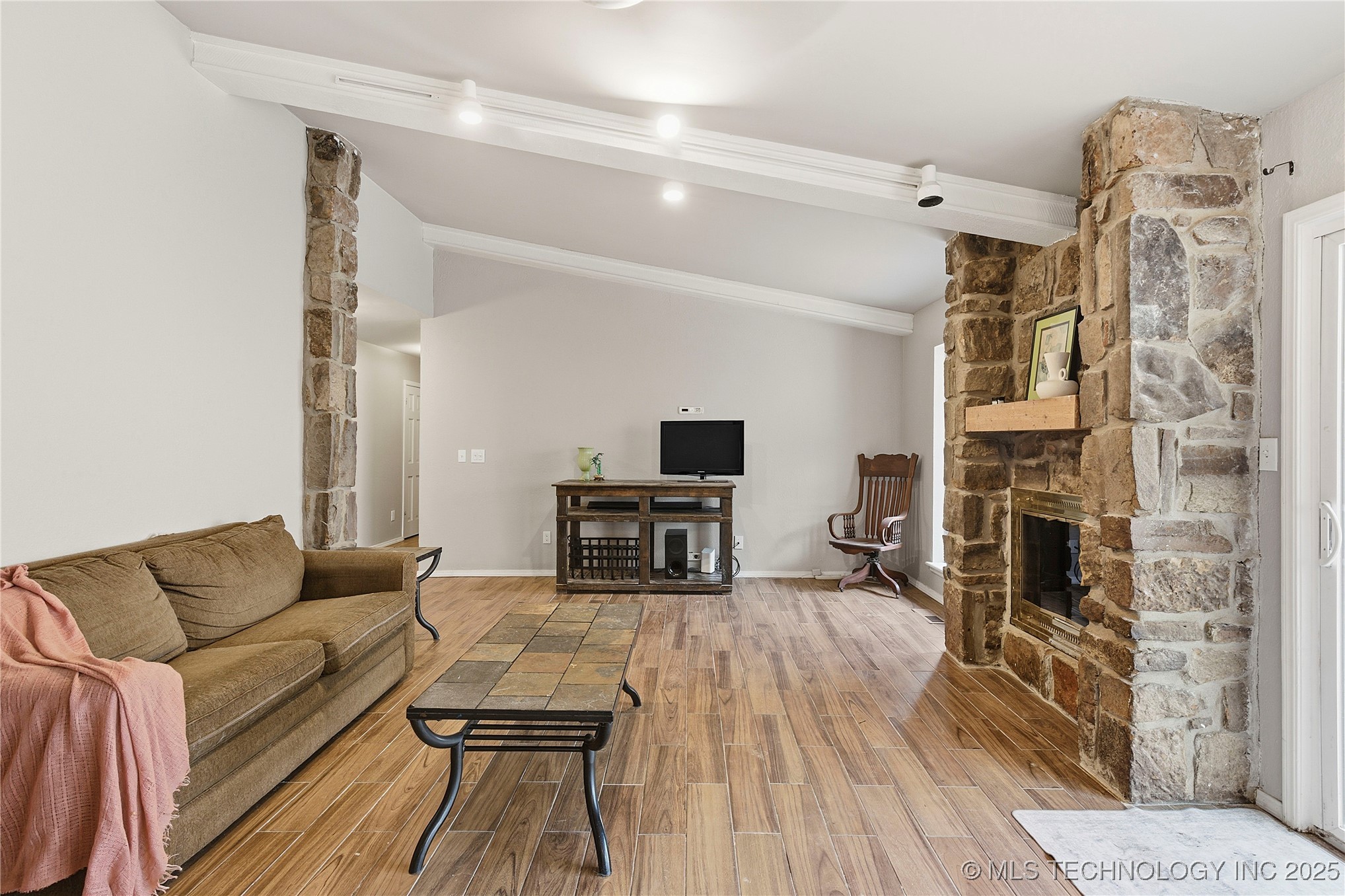 6403 S Kingston Avenue Property Photo 7