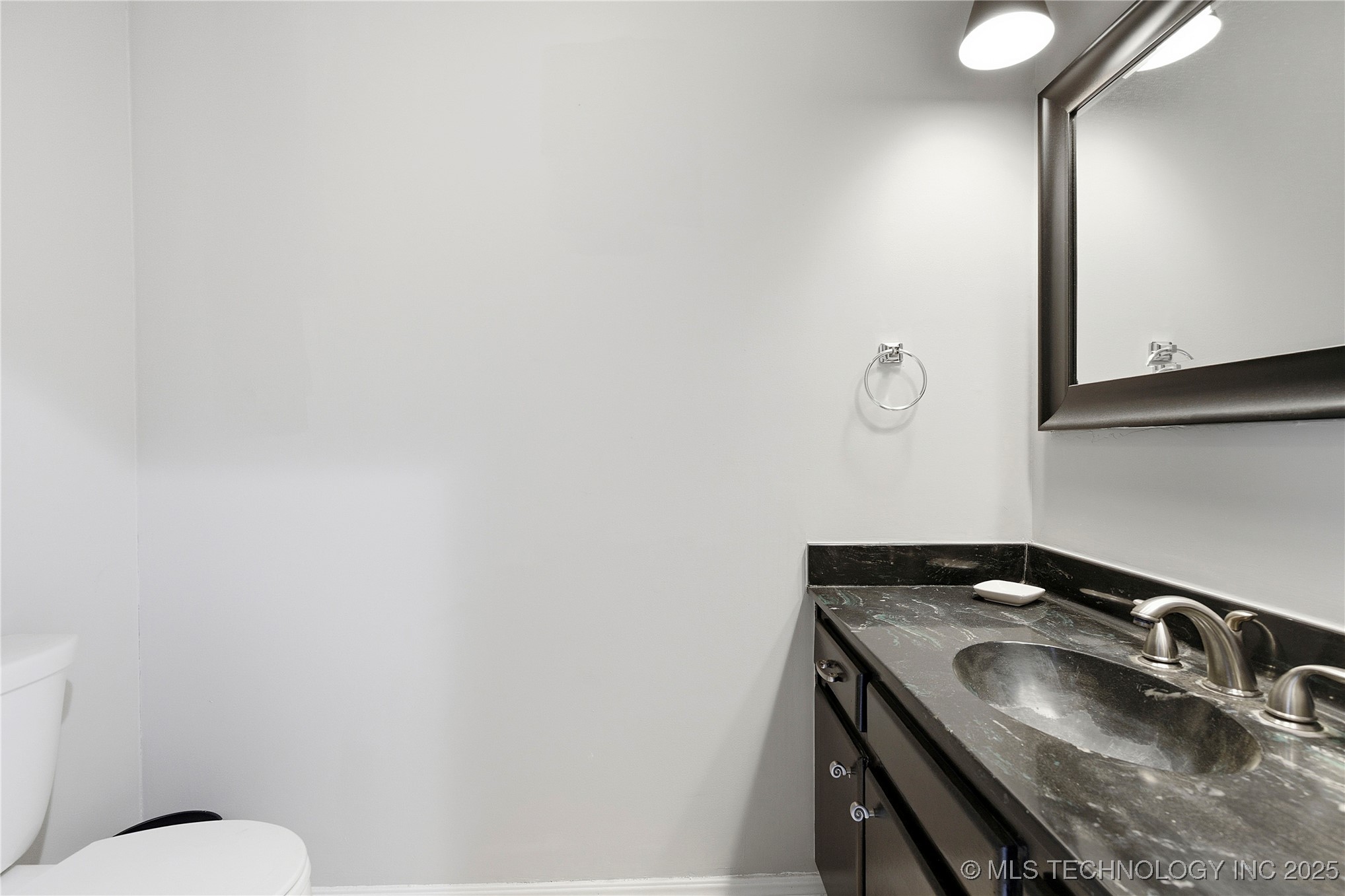 6403 S Kingston Avenue Property Photo 12