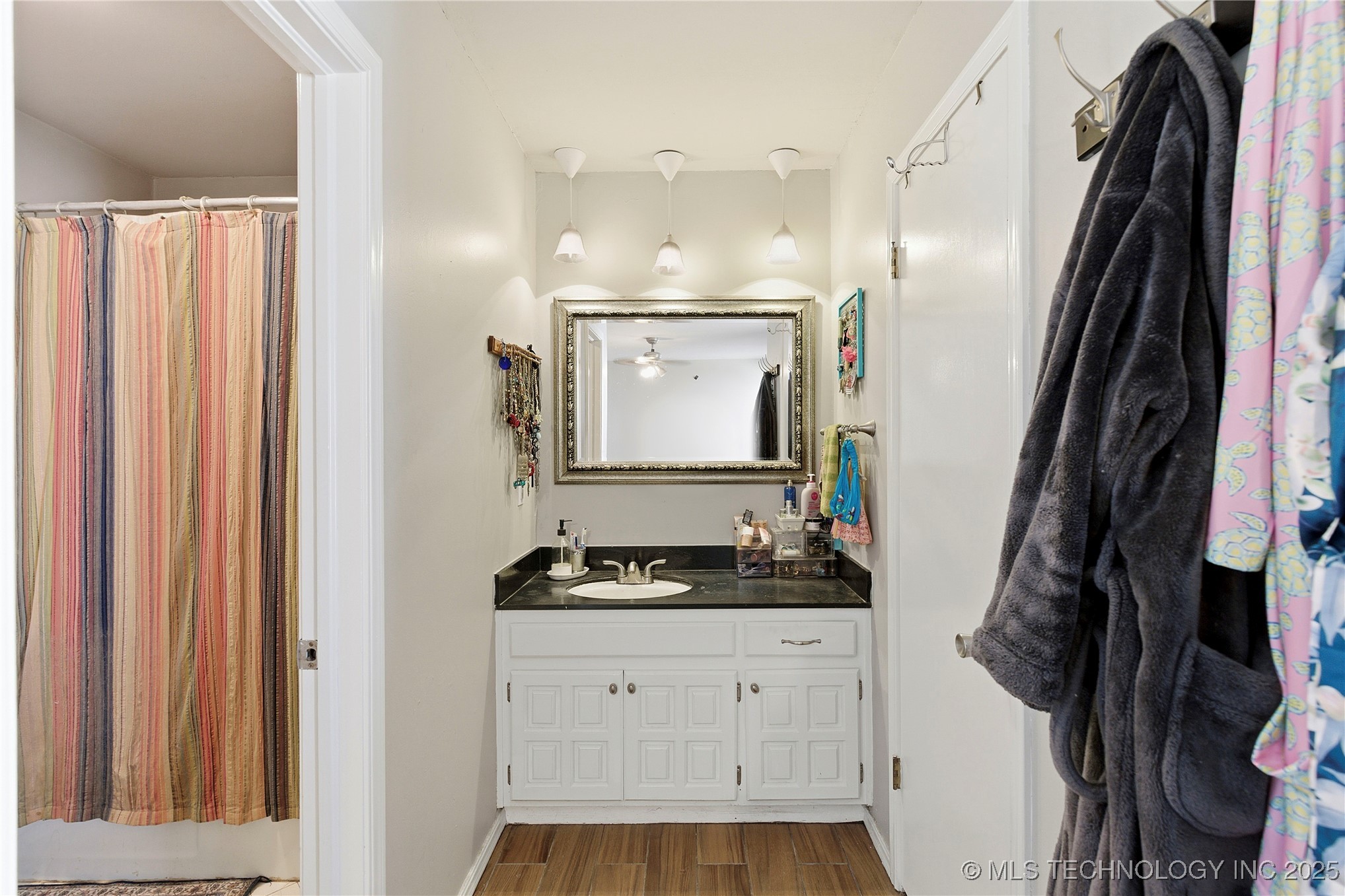 6403 S Kingston Avenue Property Photo 18