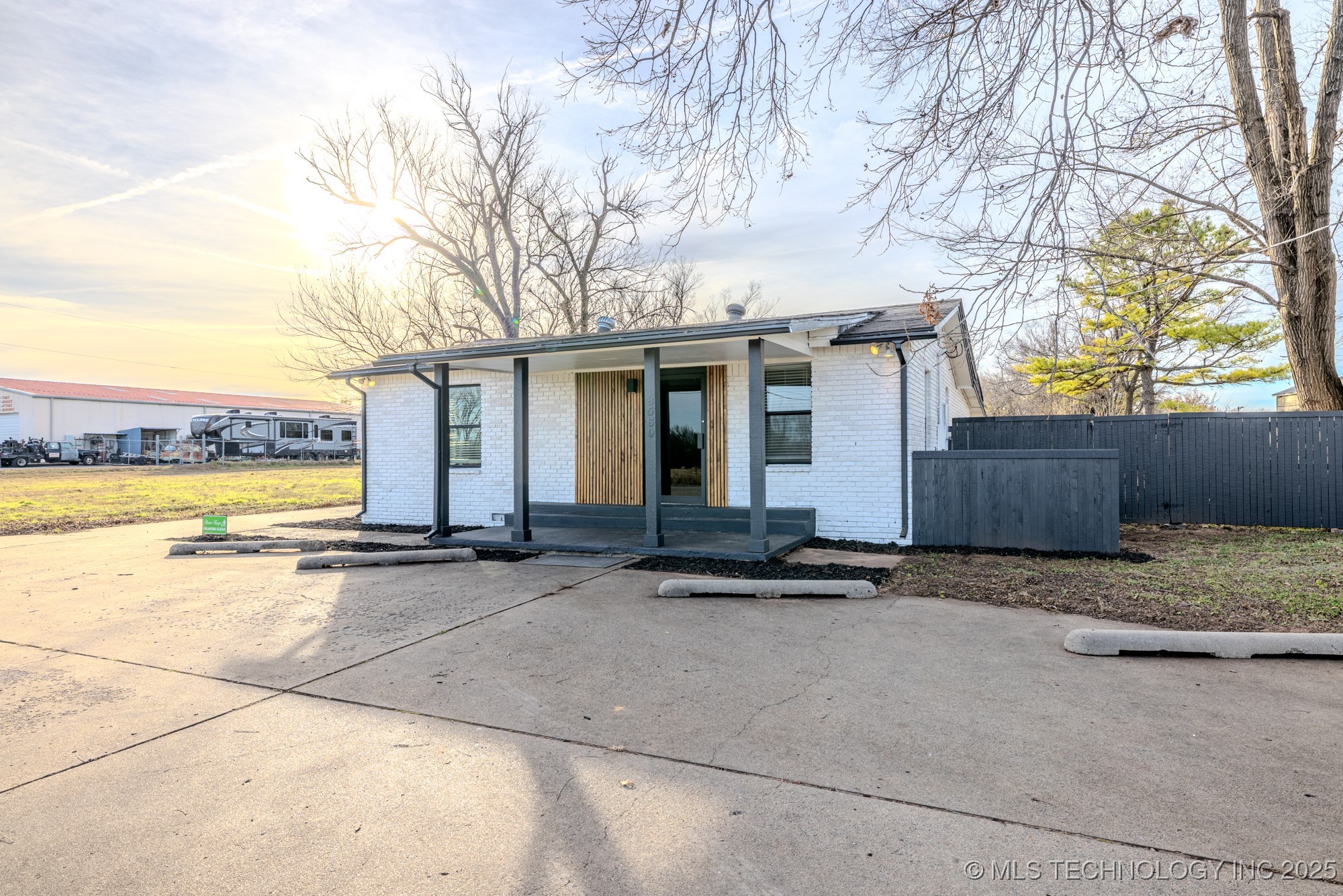 8560 E 131st Street S Property Photo 3