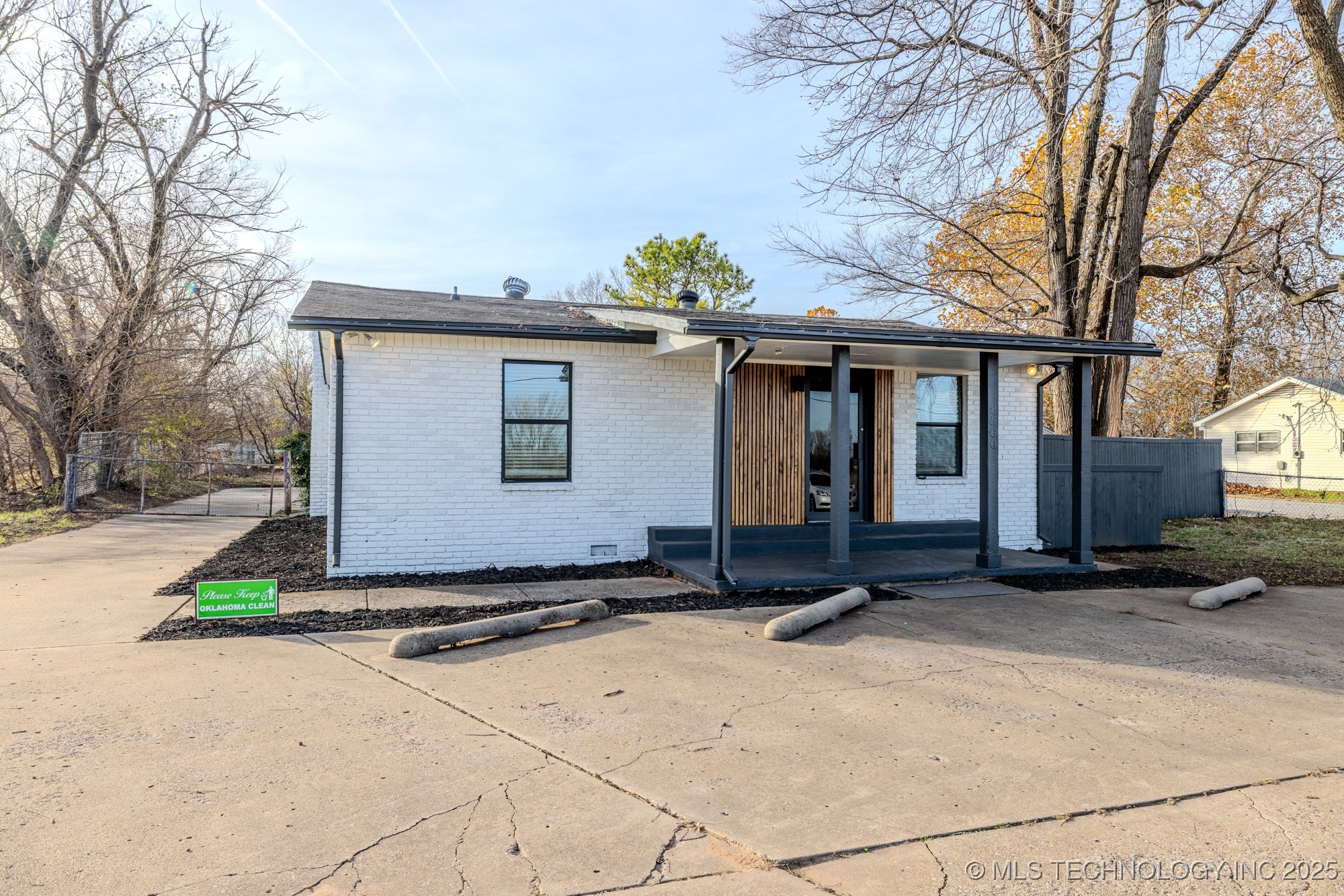 8560 E 131st Street S Property Photo 4