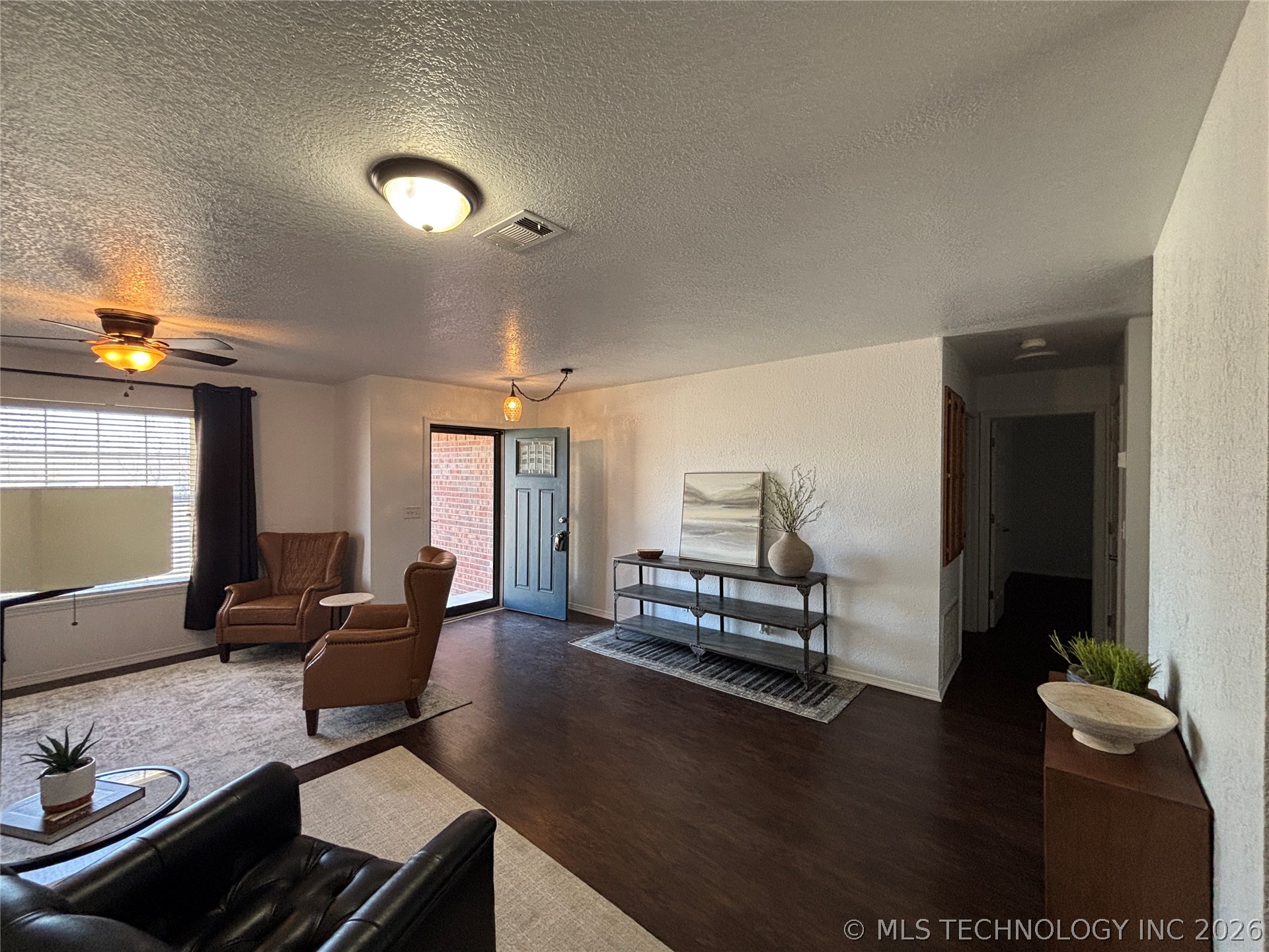 2509 Tanglewood Court Property Photo 7